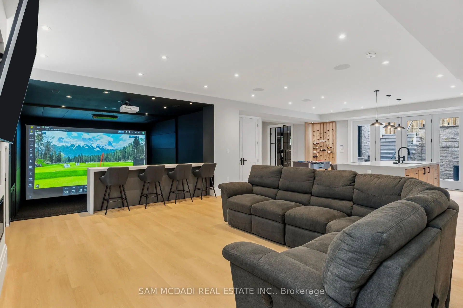 Photo 43 of 899 Danforth Place, Burlington, Bayview — HOMEH