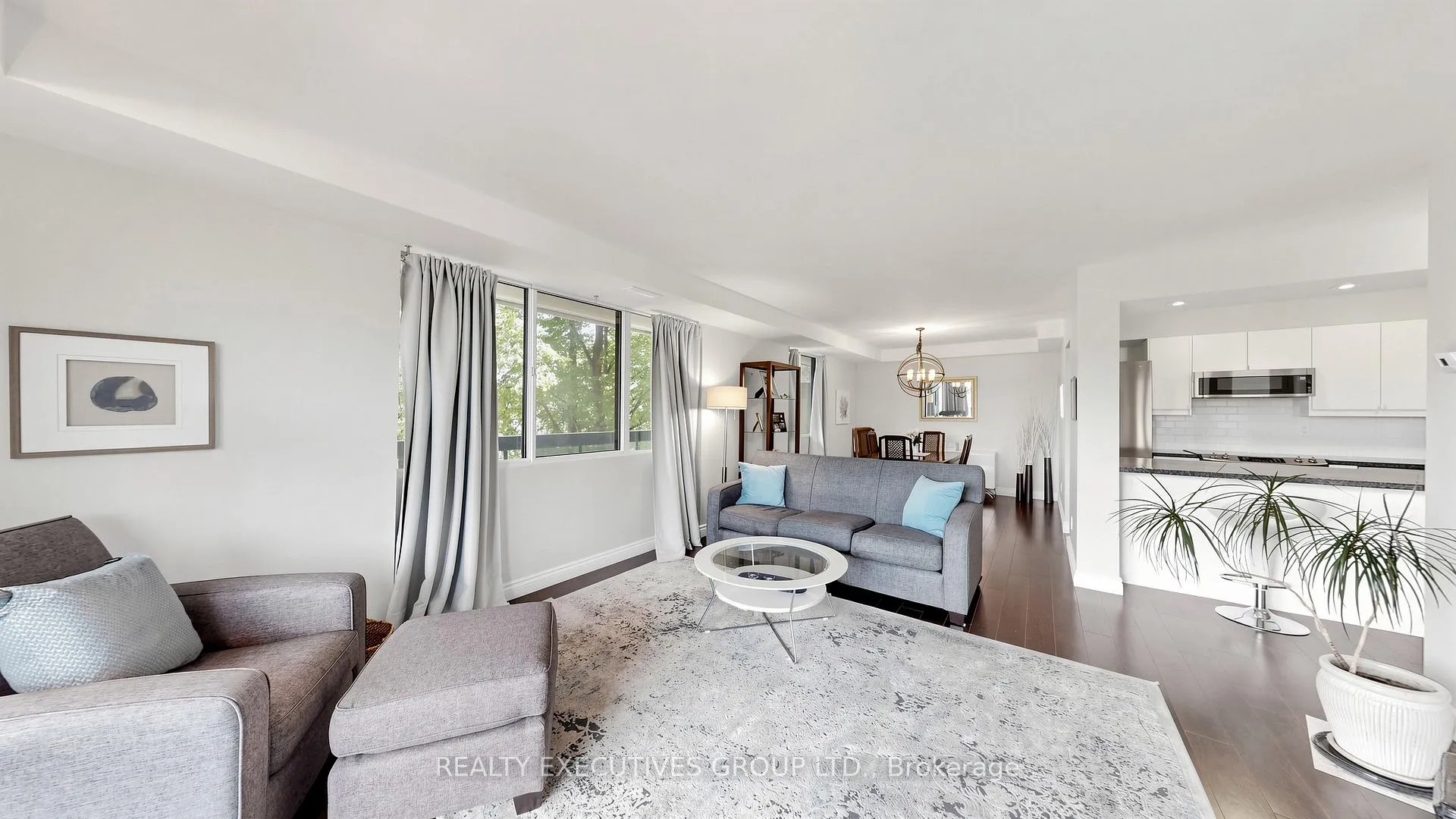 Photo 8 of Unit 309, 8111 Yonge Street, Markham, Royal Orchard — HOMEH