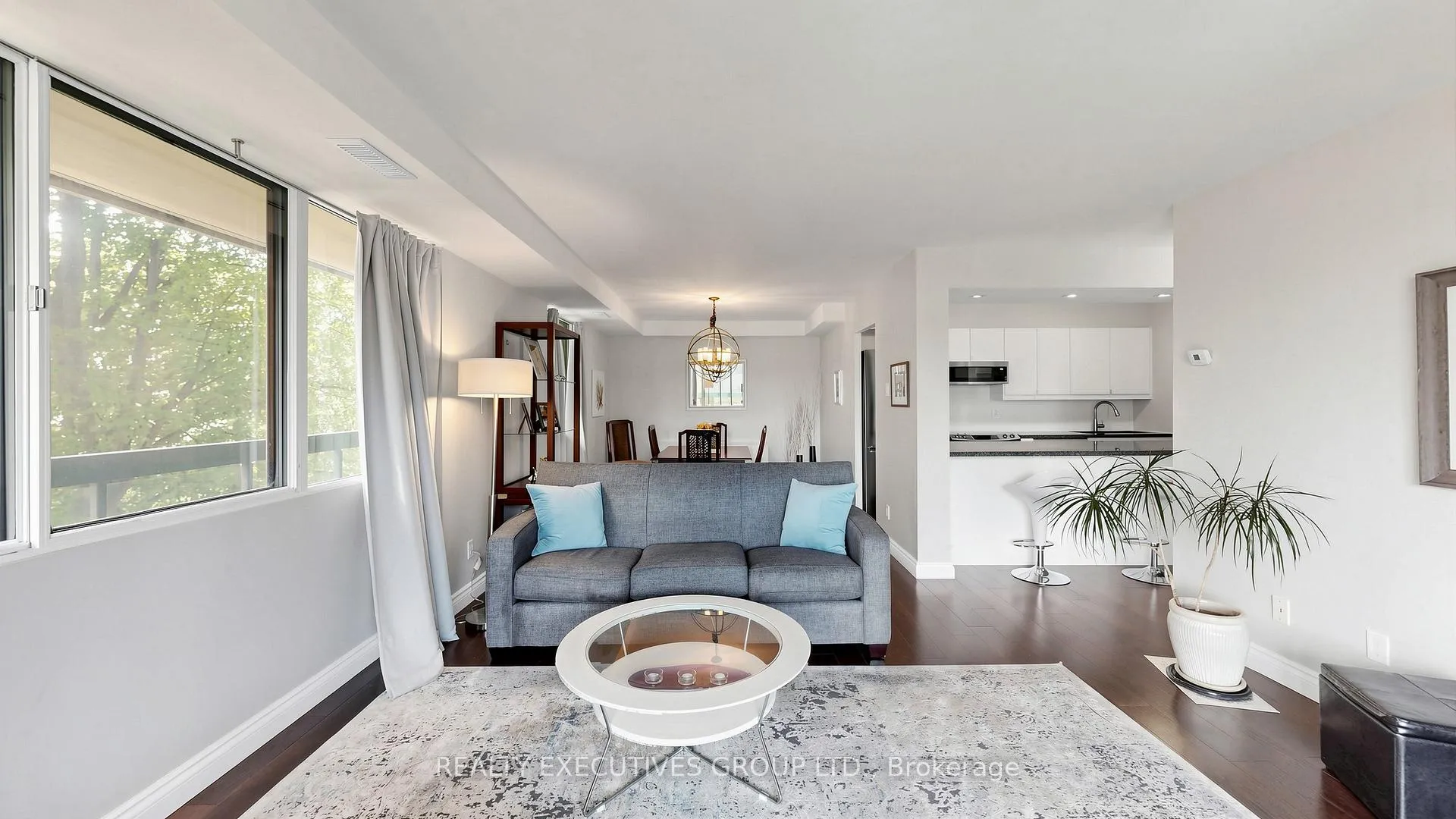 Photo 9 of Unit 309, 8111 Yonge Street, Markham, Royal Orchard — HOMEH