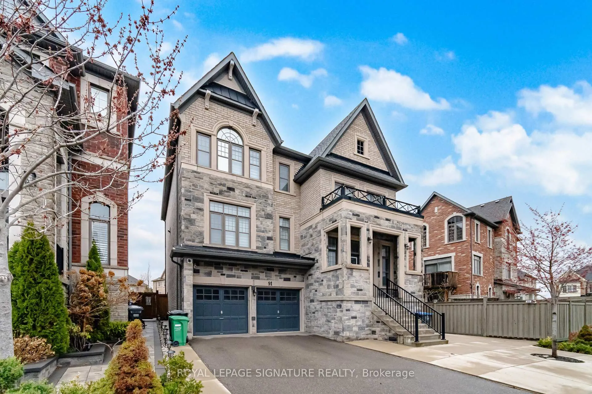 Photo 3 of Unit 3, 91 Roulette Crescent, Brampton, Northwest Brampton — HOMEH