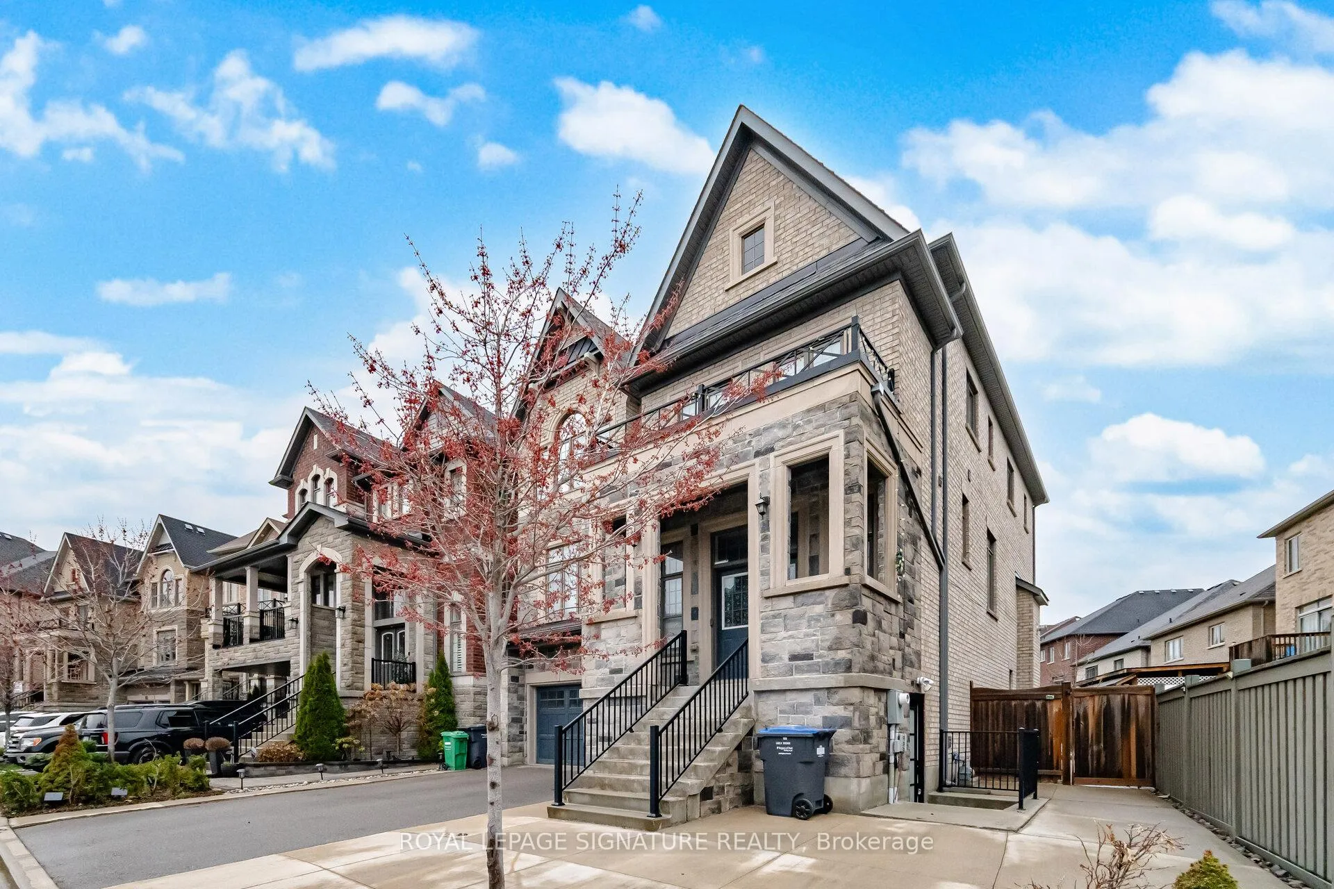 Photo 4 of Unit 3, 91 Roulette Crescent, Brampton, Northwest Brampton — HOMEH