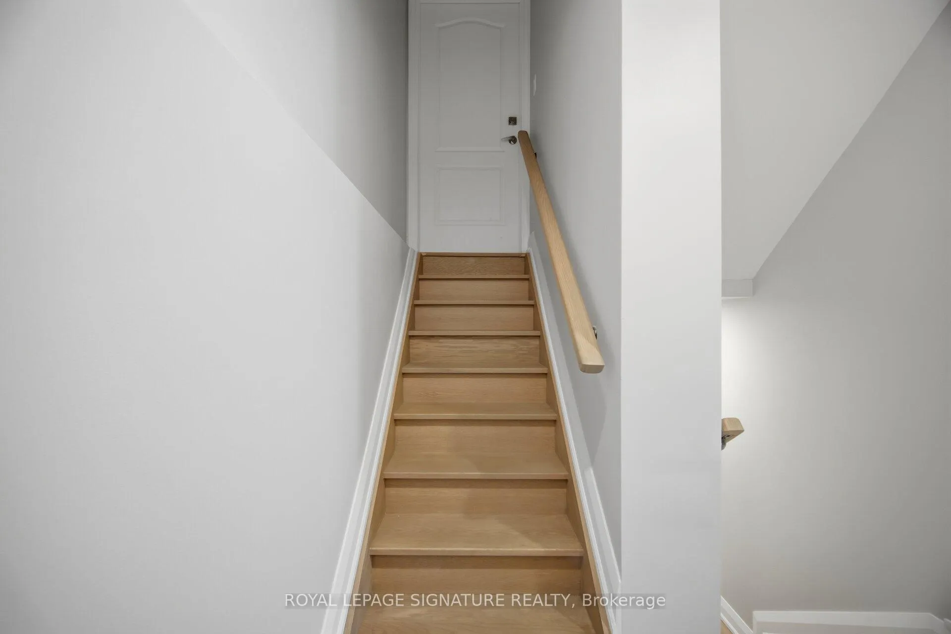 Photo 7 of Unit 3, 91 Roulette Crescent, Brampton, Northwest Brampton — HOMEH