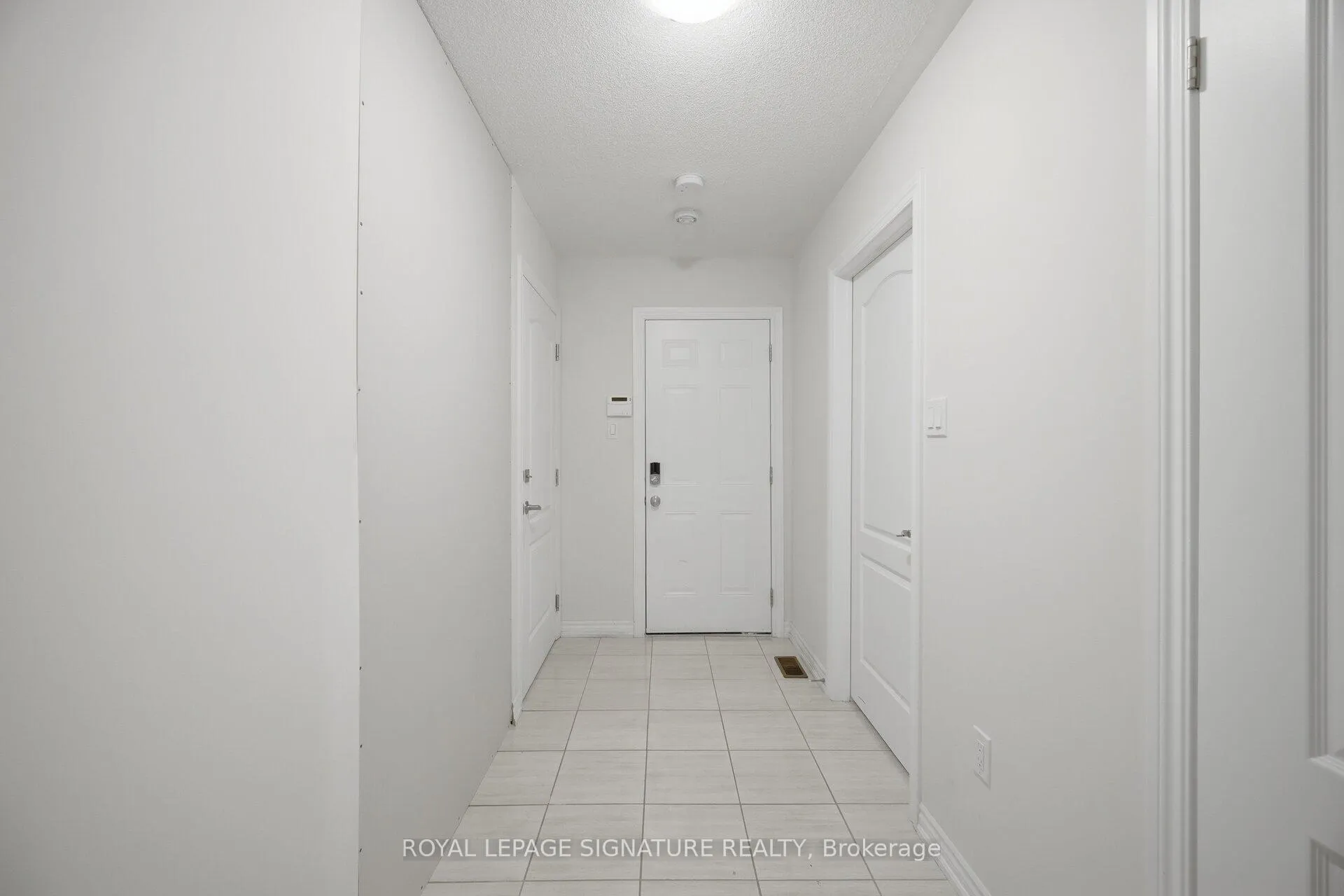 Photo 8 of Unit 3, 91 Roulette Crescent, Brampton, Northwest Brampton — HOMEH