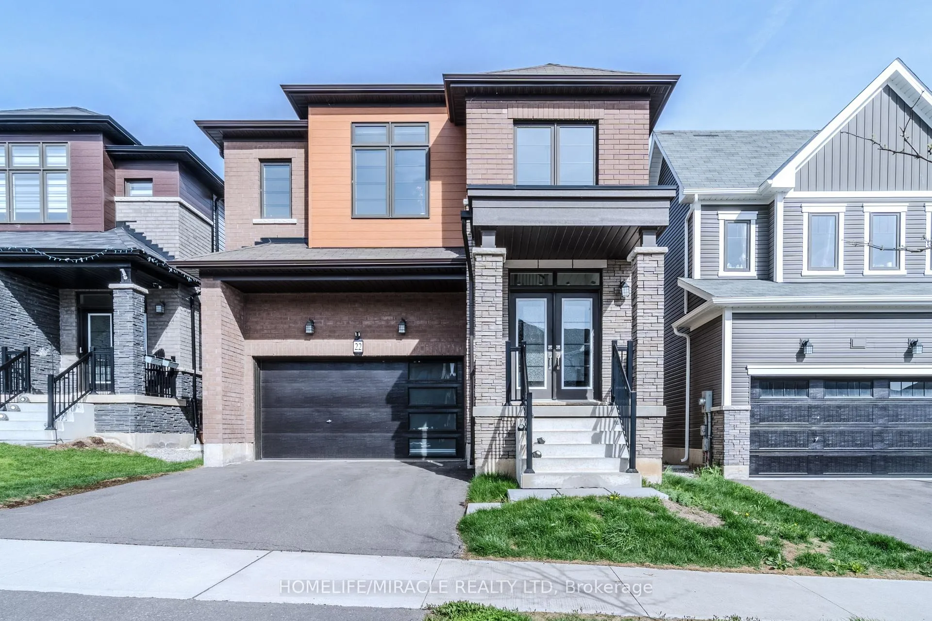 Photo 1 of 22 Santos Drive, Haldimand — HOMEH