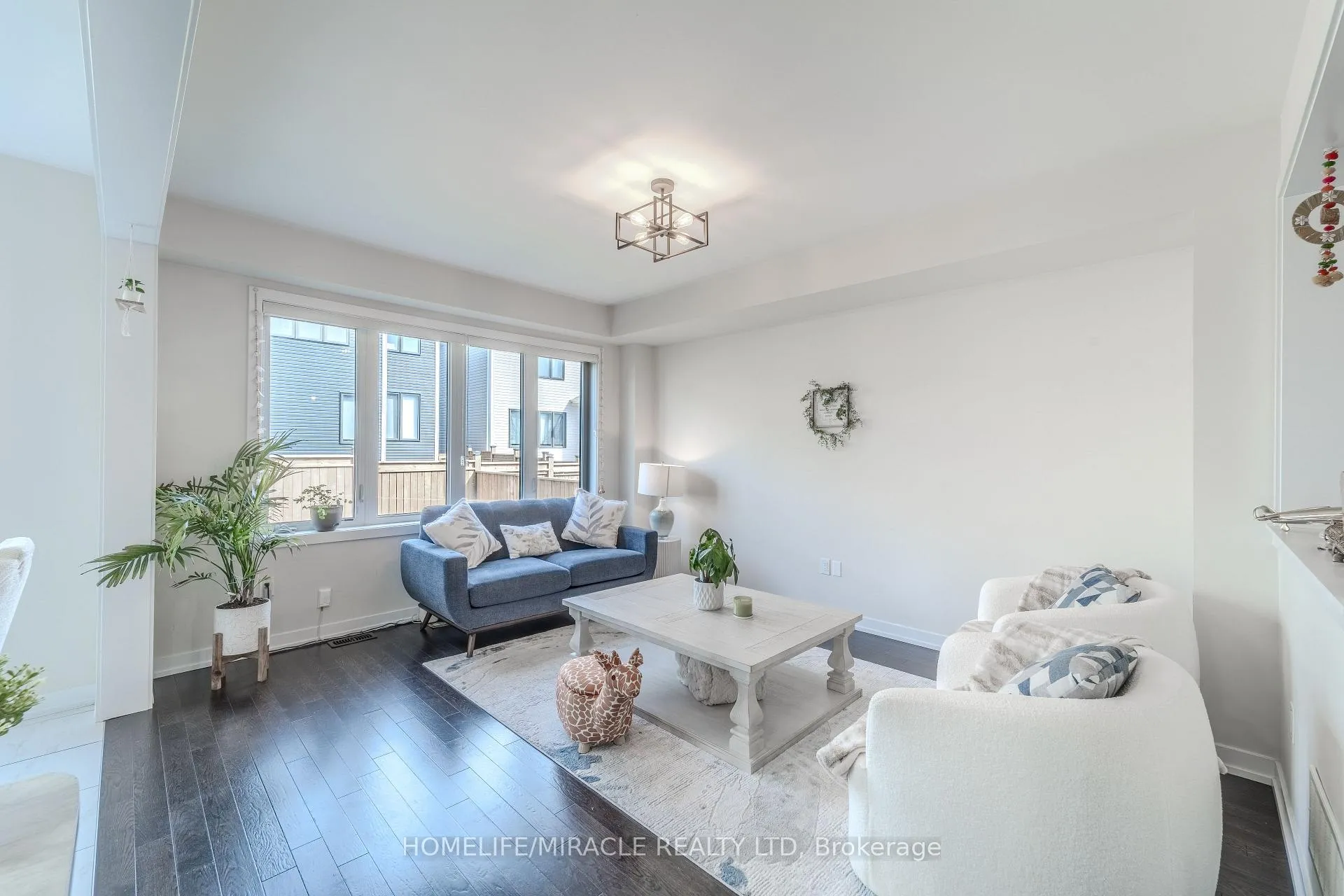Photo 6 of 22 Santos Drive, Haldimand — HOMEH