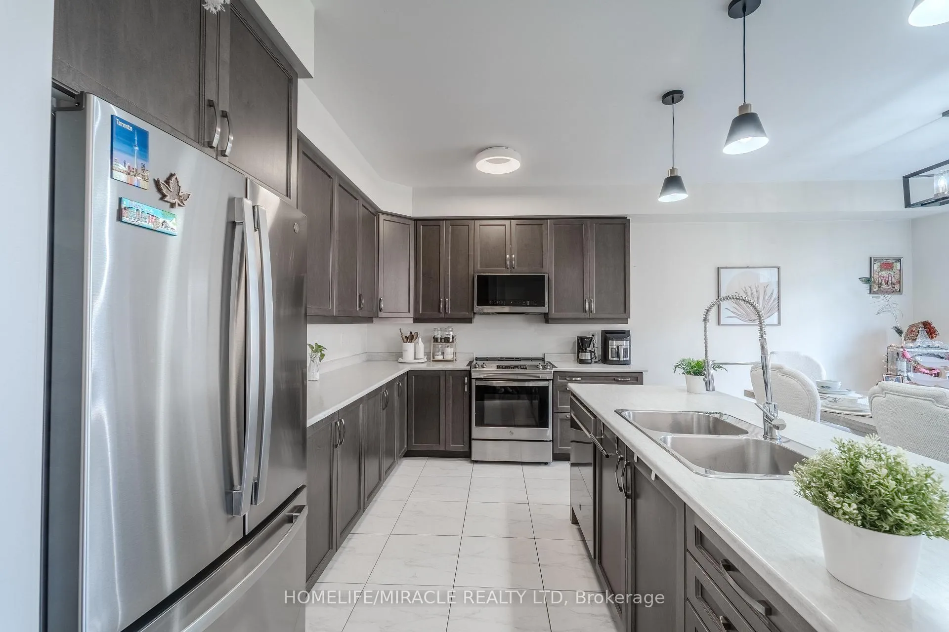 Photo 9 of 22 Santos Drive, Haldimand — HOMEH