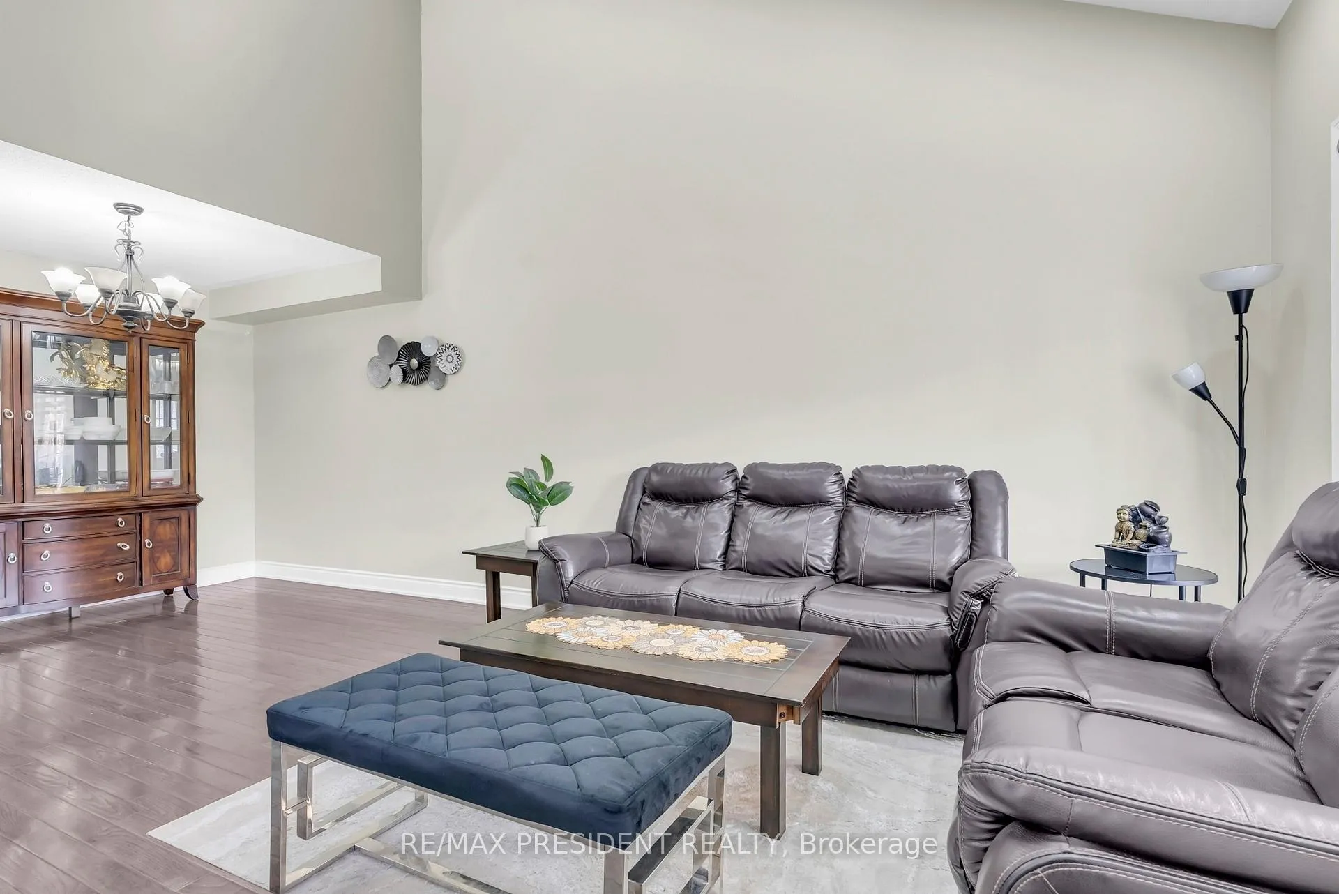 Photo 9 of 77 Tideland Drive, Brampton, Fletcher's Meadow — HOMEH