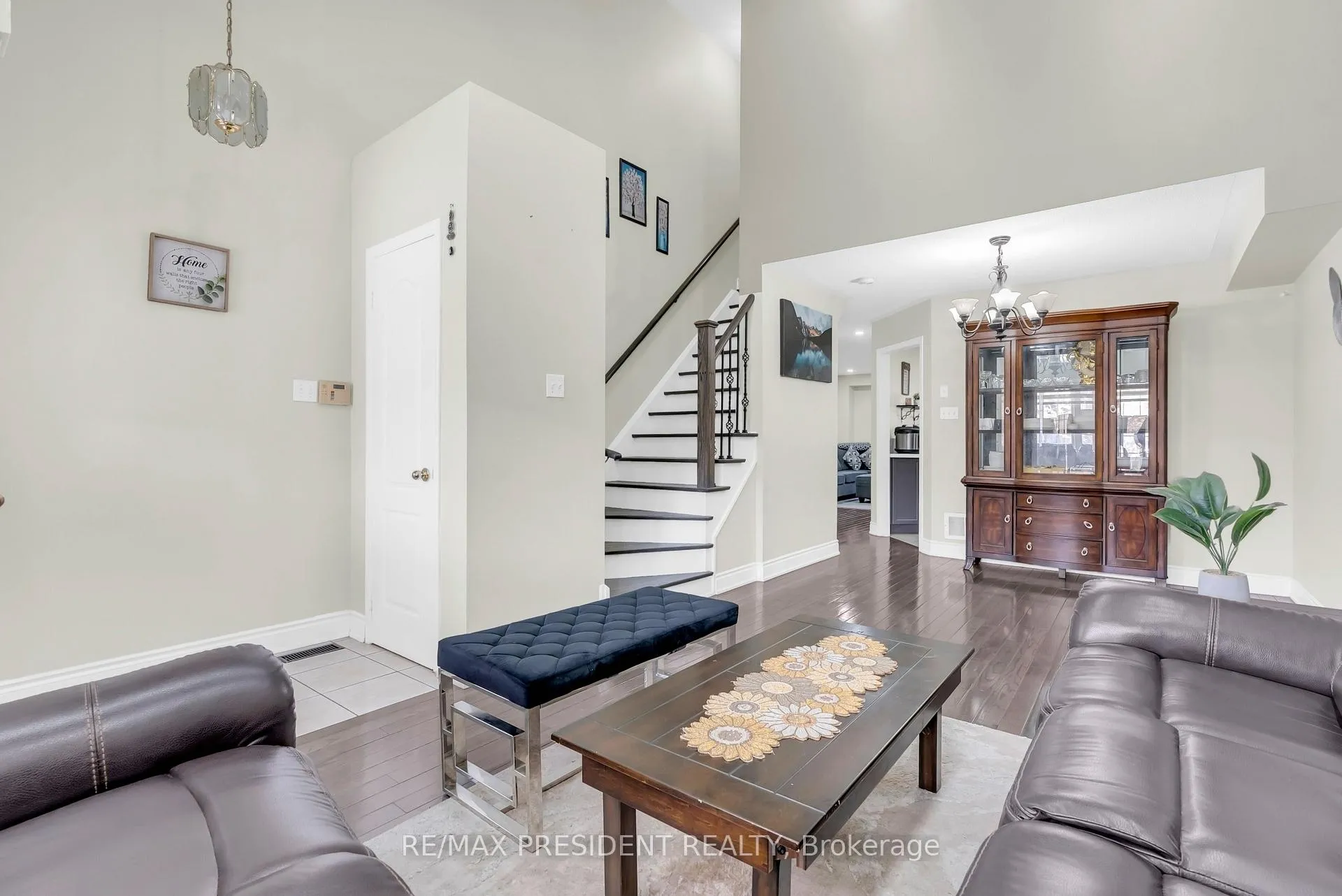 Photo 10 of 77 Tideland Drive, Brampton, Fletcher's Meadow — HOMEH