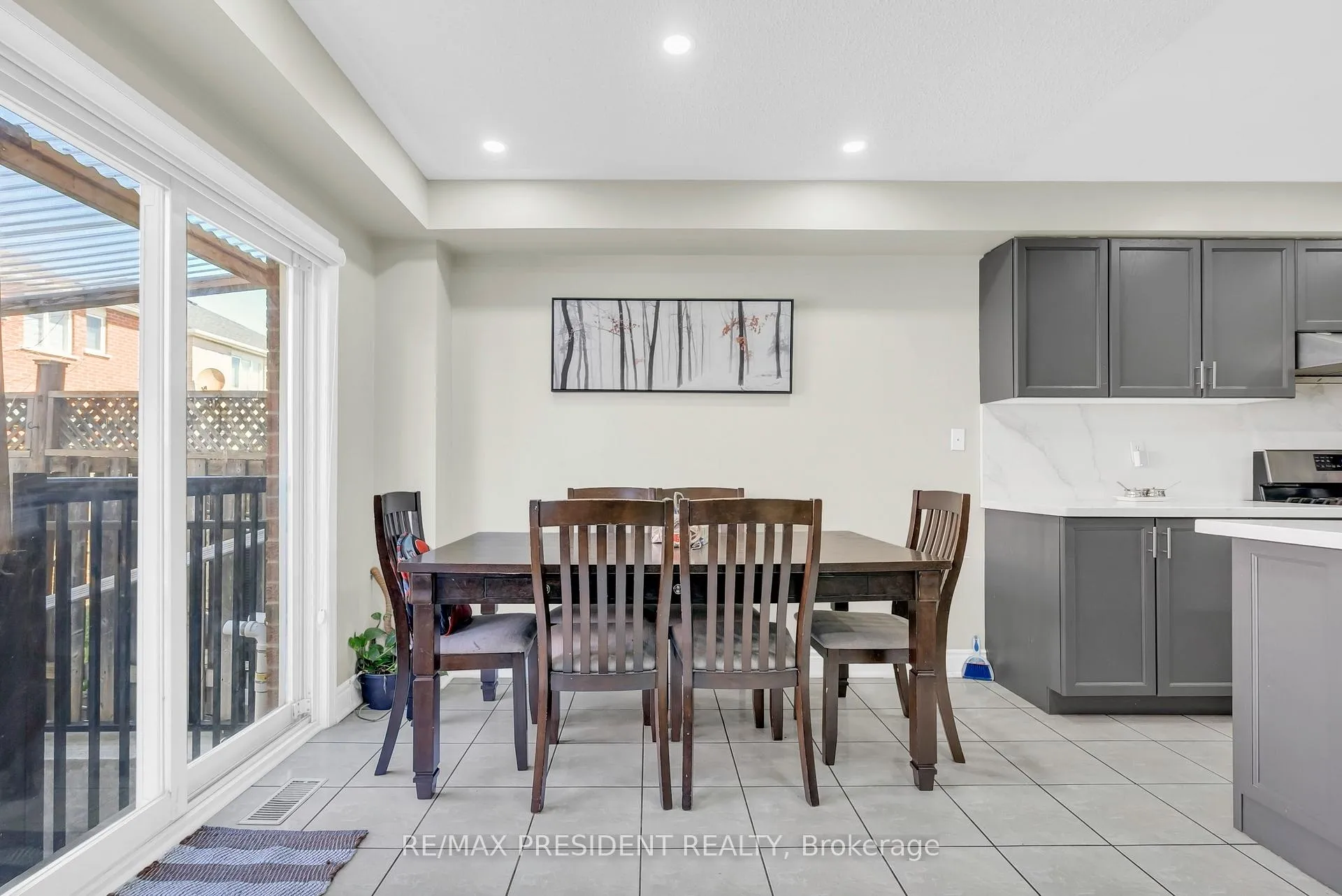 Photo 17 of 77 Tideland Drive, Brampton, Fletcher's Meadow — HOMEH