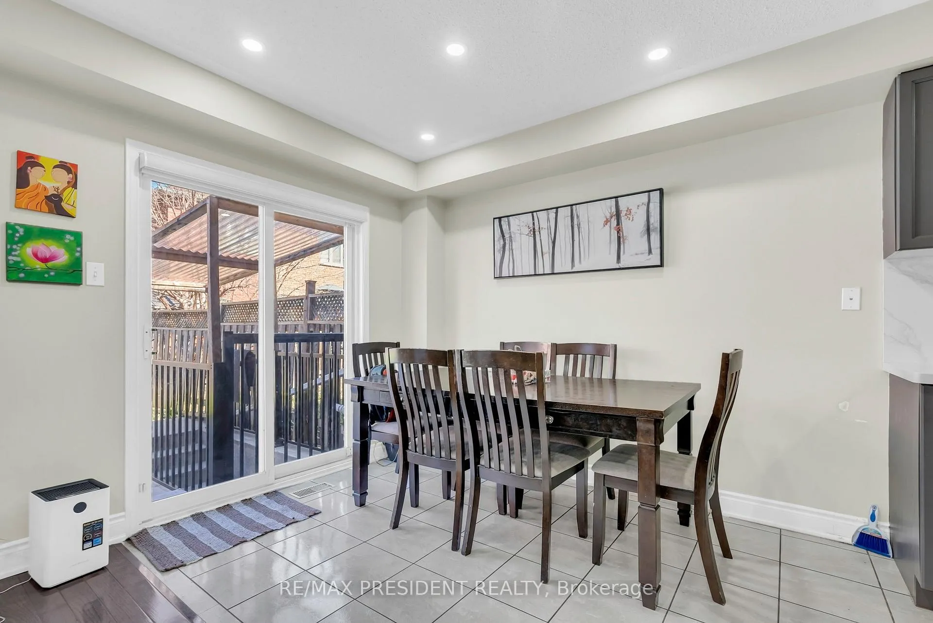 Photo 18 of 77 Tideland Drive, Brampton, Fletcher's Meadow — HOMEH