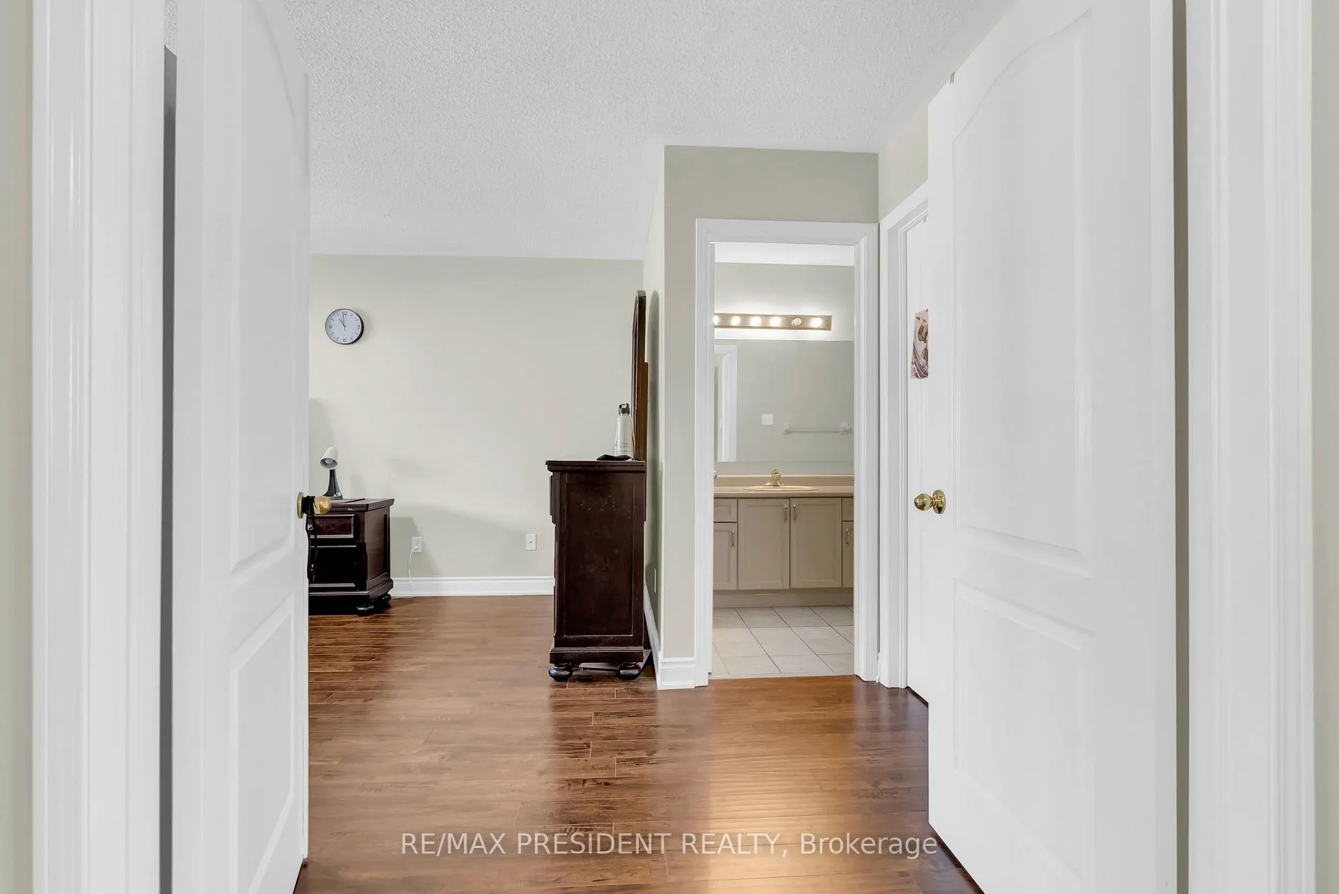 Photo 26 of 77 Tideland Drive, Brampton, Fletcher's Meadow — HOMEH