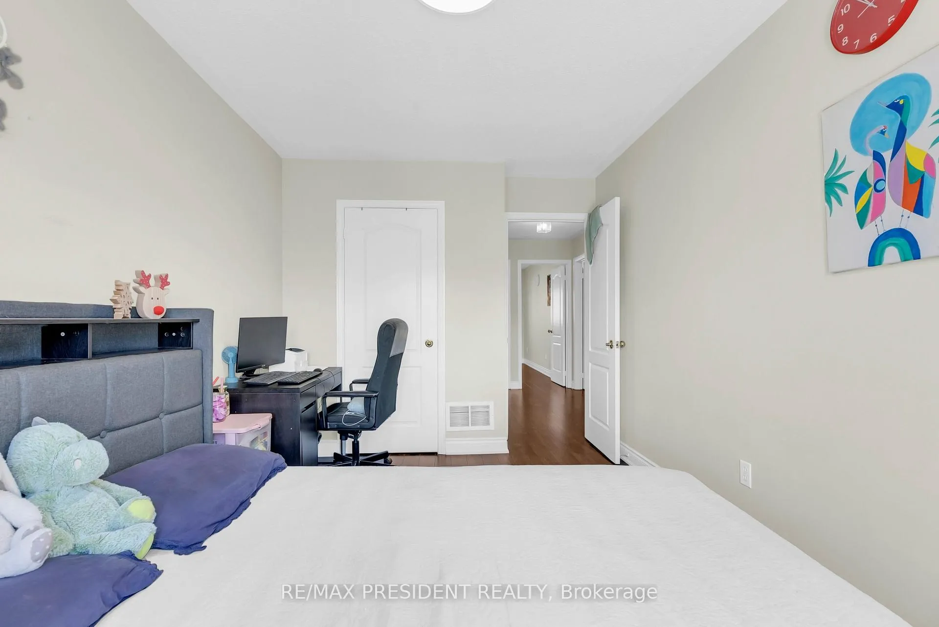 Photo 32 of 77 Tideland Drive, Brampton, Fletcher's Meadow — HOMEH