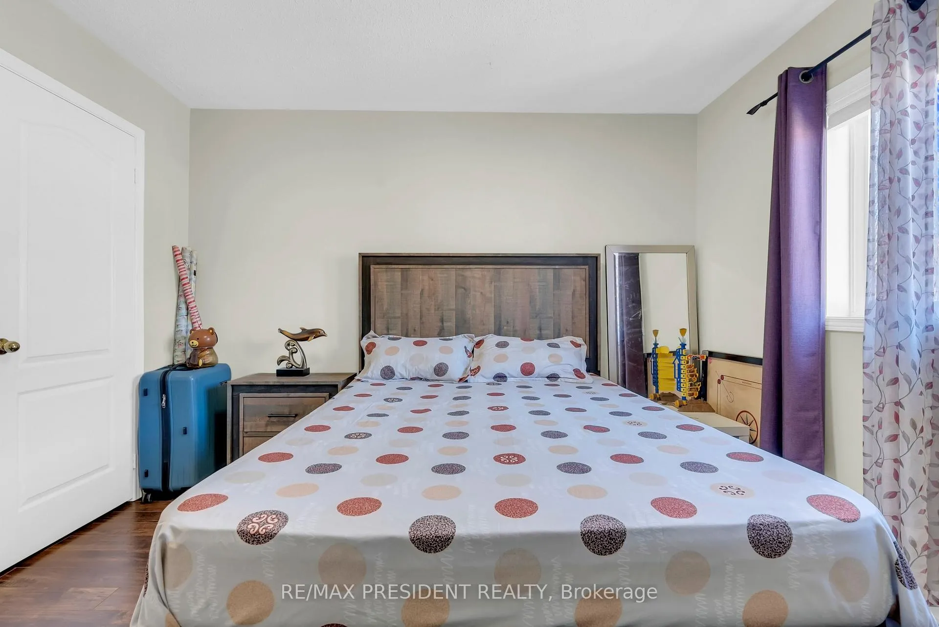 Photo 35 of 77 Tideland Drive, Brampton, Fletcher's Meadow — HOMEH