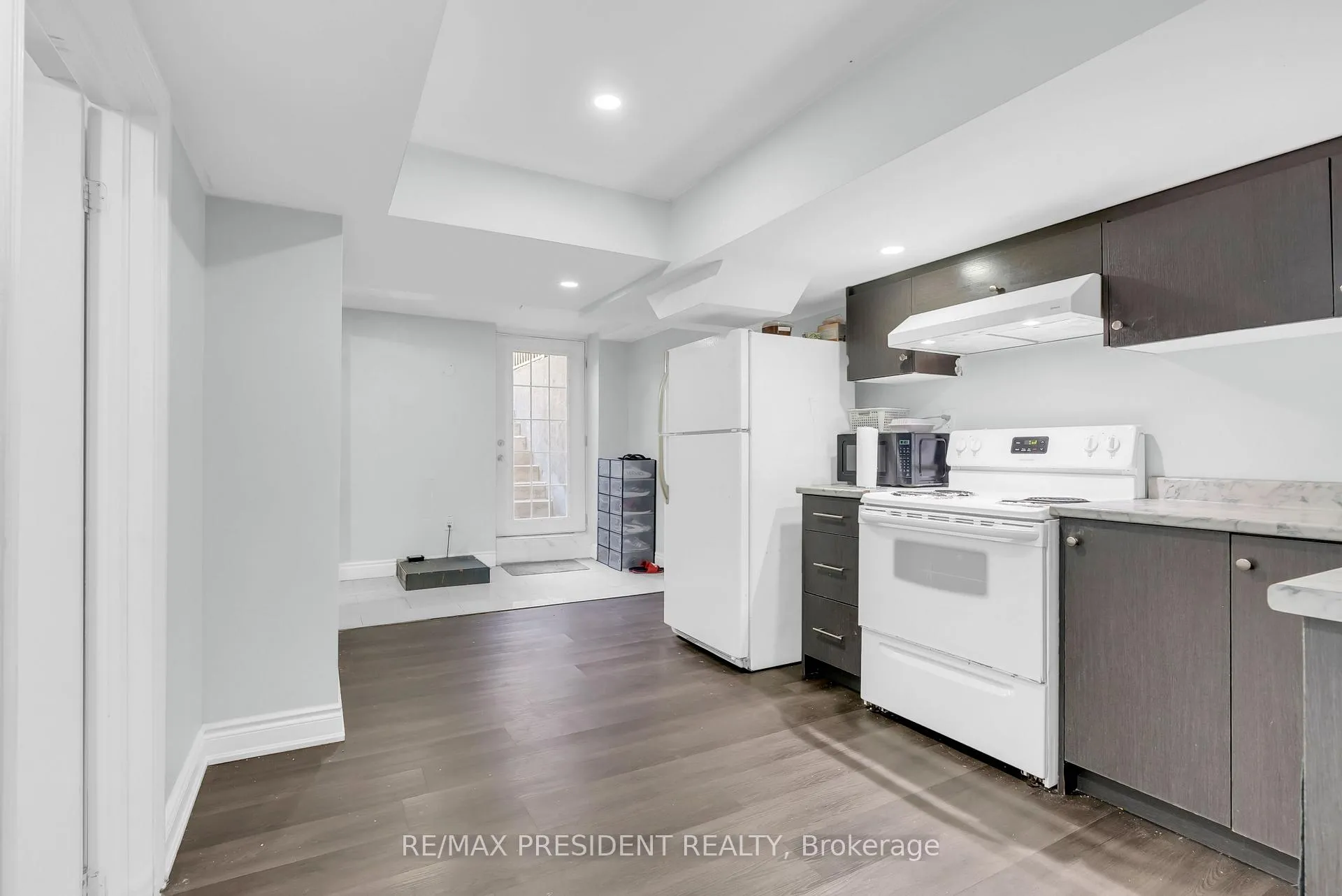 Photo 42 of 77 Tideland Drive, Brampton, Fletcher's Meadow — HOMEH