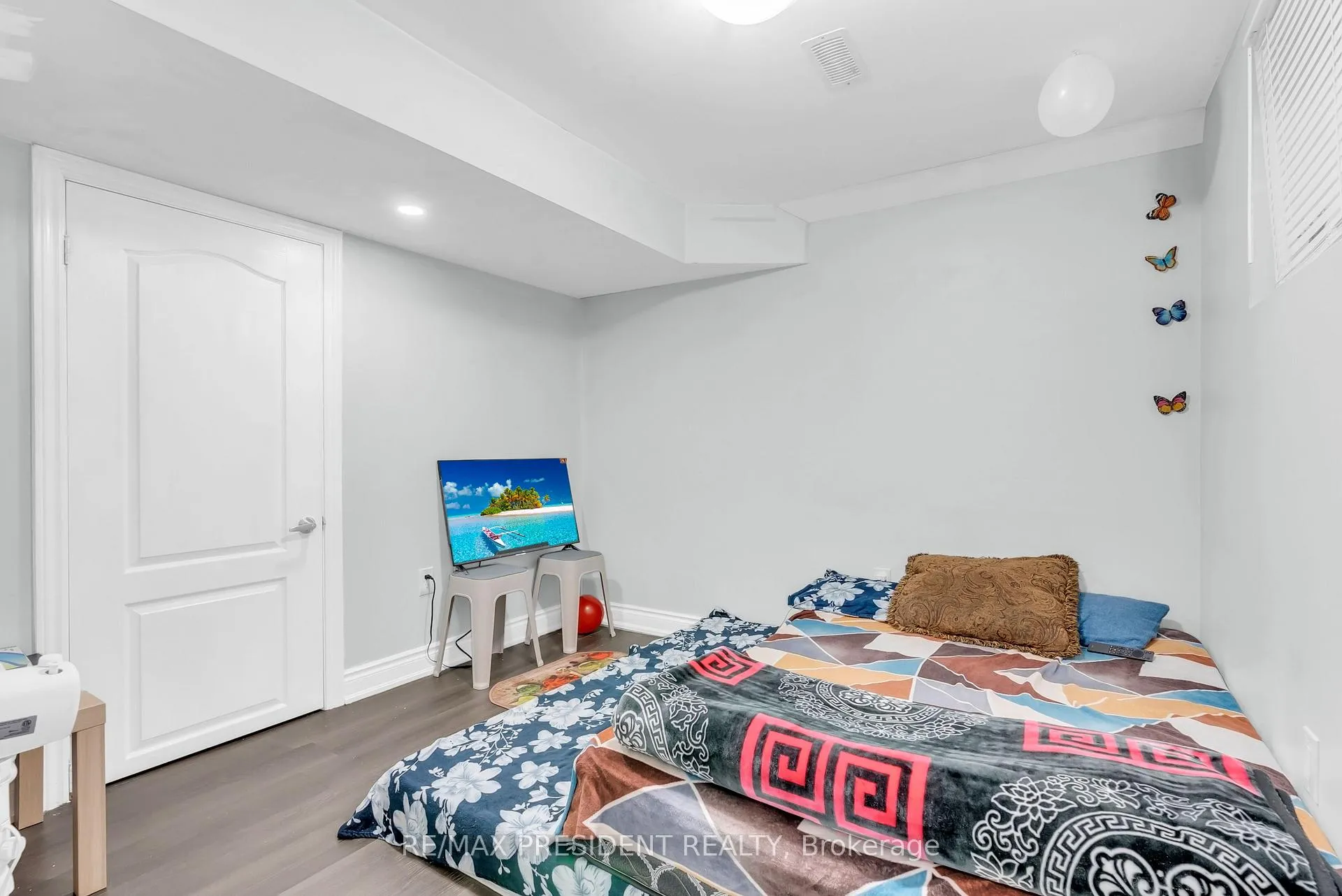 Photo 43 of 77 Tideland Drive, Brampton, Fletcher's Meadow — HOMEH