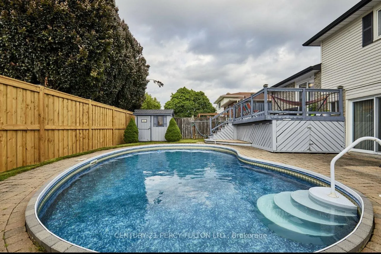 Photo 38 of 363 New Gate Avenue, Oshawa, Centennial — HOMEH
