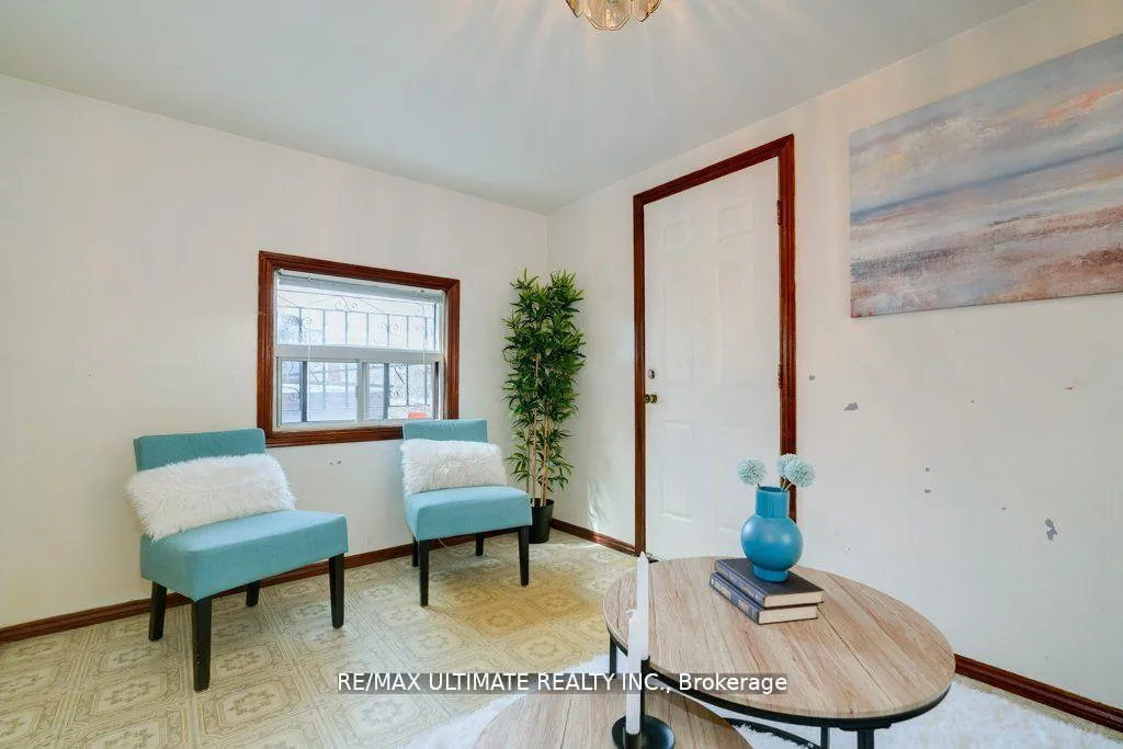 Photo 29 of 34 Hickson Street, Toronto, Little Portugal — HOMEH