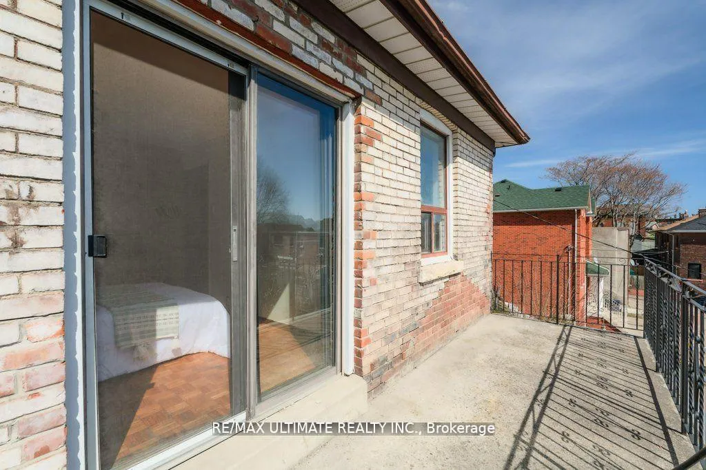 Photo 40 of 34 Hickson Street, Toronto, Little Portugal — HOMEH