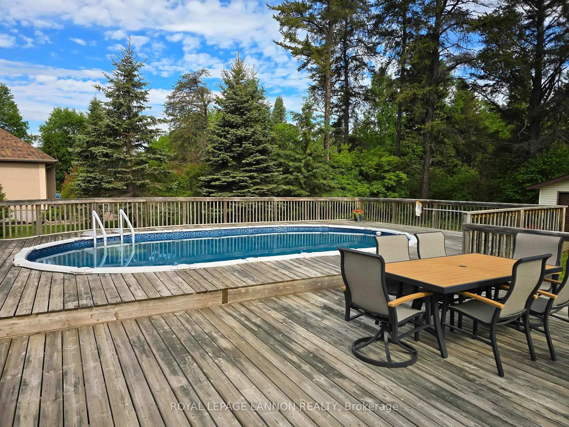 Photo 5 of 2169 Lacewood Drive, Thunder Bay, Rosslyn Road — HOMEH