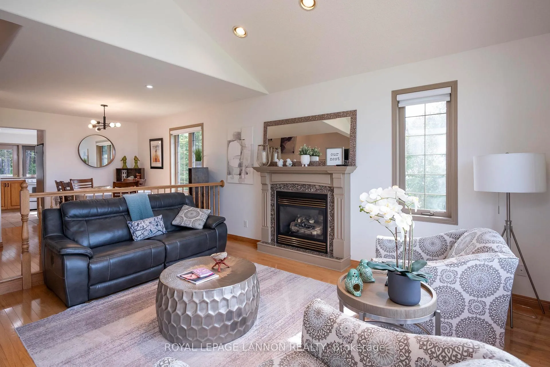 Photo 11 of 2169 Lacewood Drive, Thunder Bay, Rosslyn Road — HOMEH
