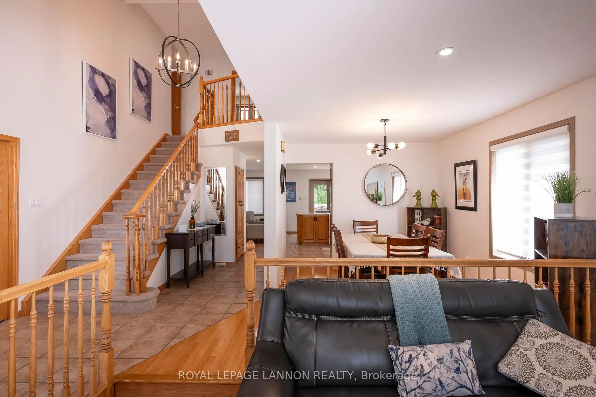 Photo 13 of 2169 Lacewood Drive, Thunder Bay, Rosslyn Road — HOMEH