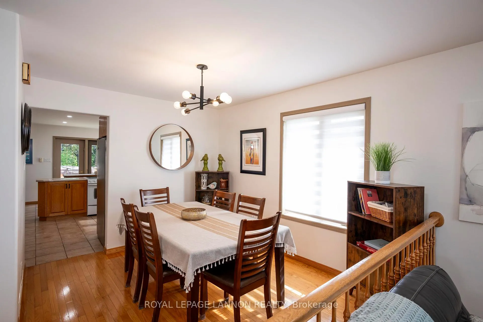 Photo 16 of 2169 Lacewood Drive, Thunder Bay, Rosslyn Road — HOMEH