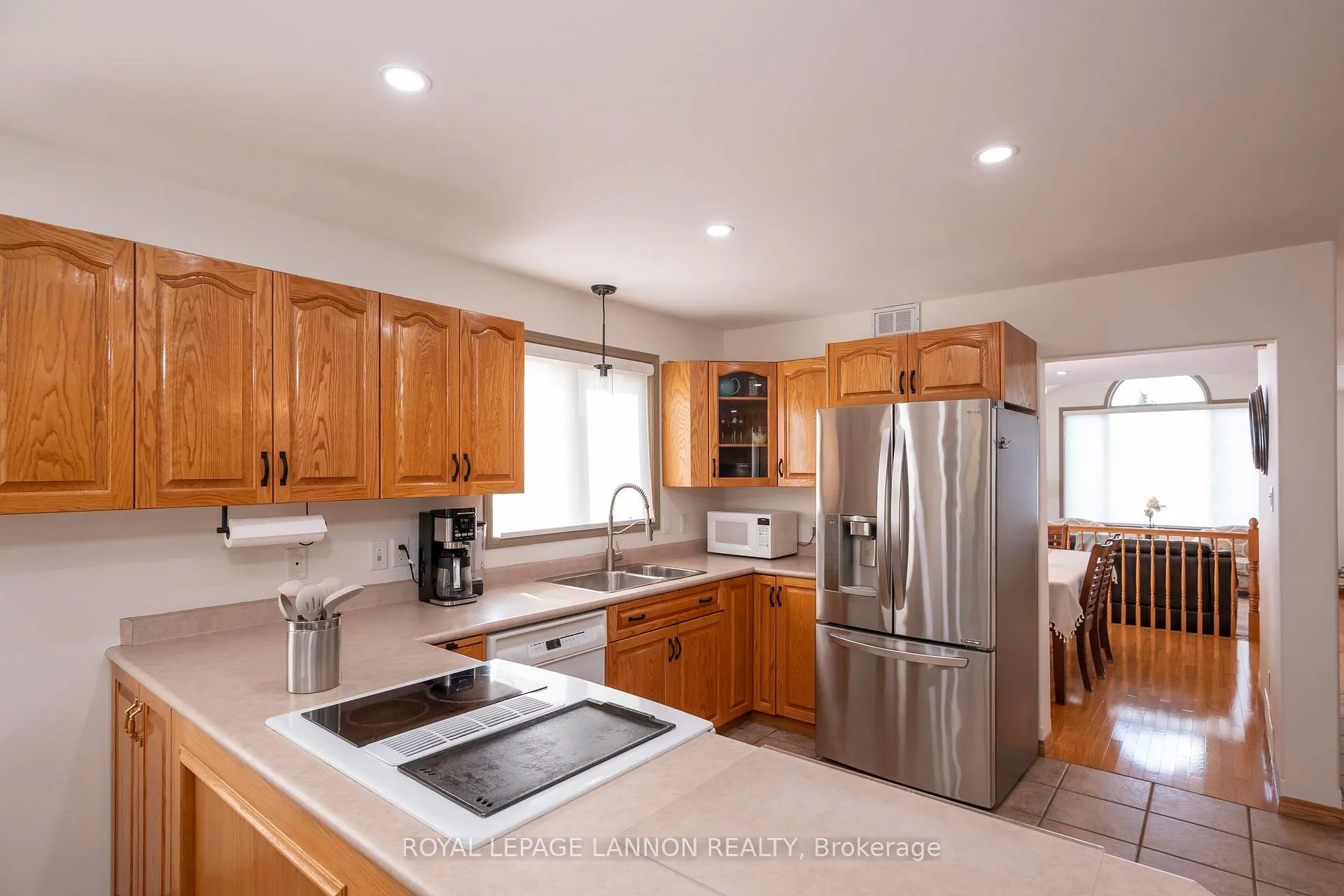 Photo 19 of 2169 Lacewood Drive, Thunder Bay, Rosslyn Road — HOMEH