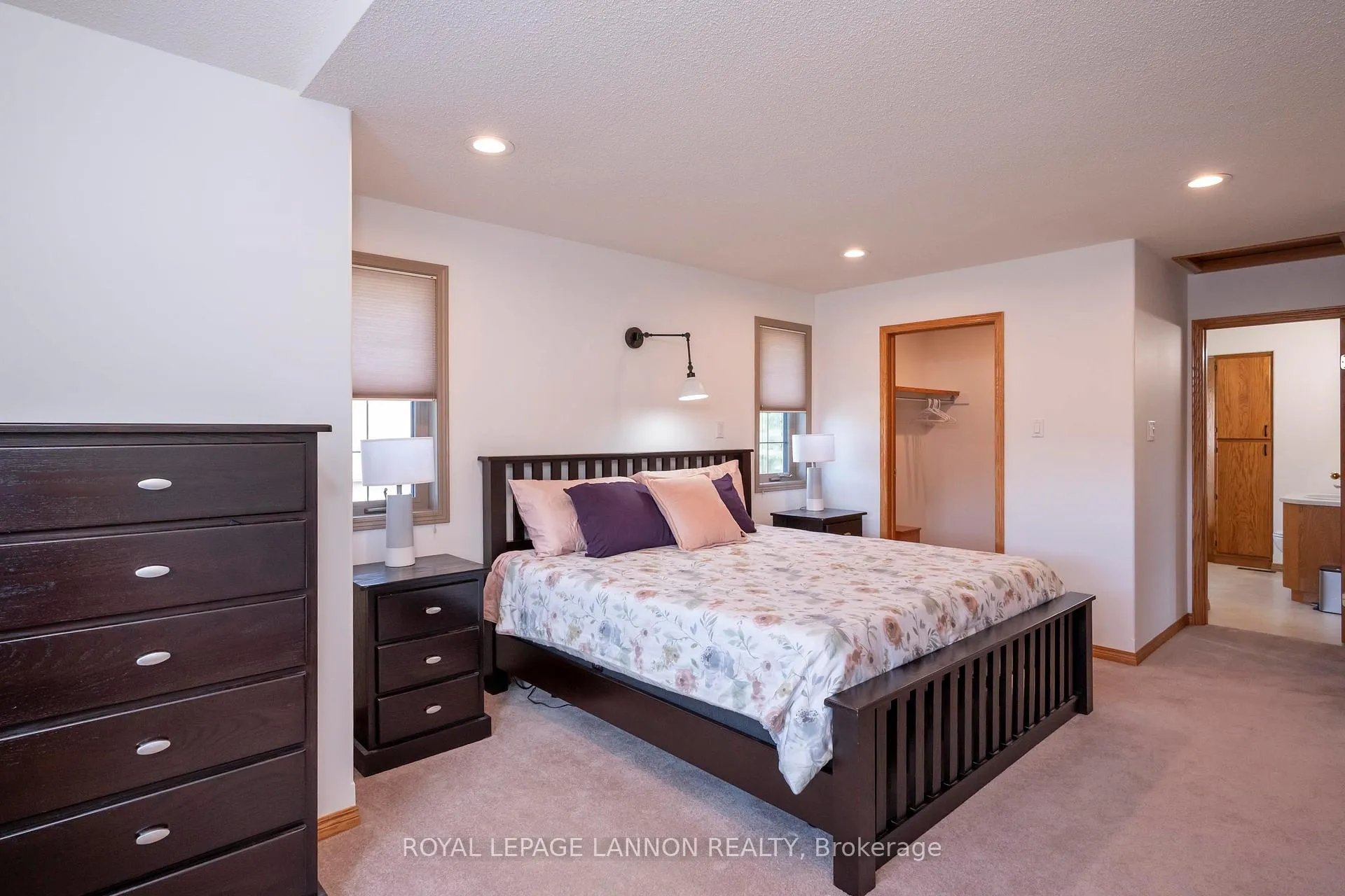 Photo 29 of 2169 Lacewood Drive, Thunder Bay, Rosslyn Road — HOMEH