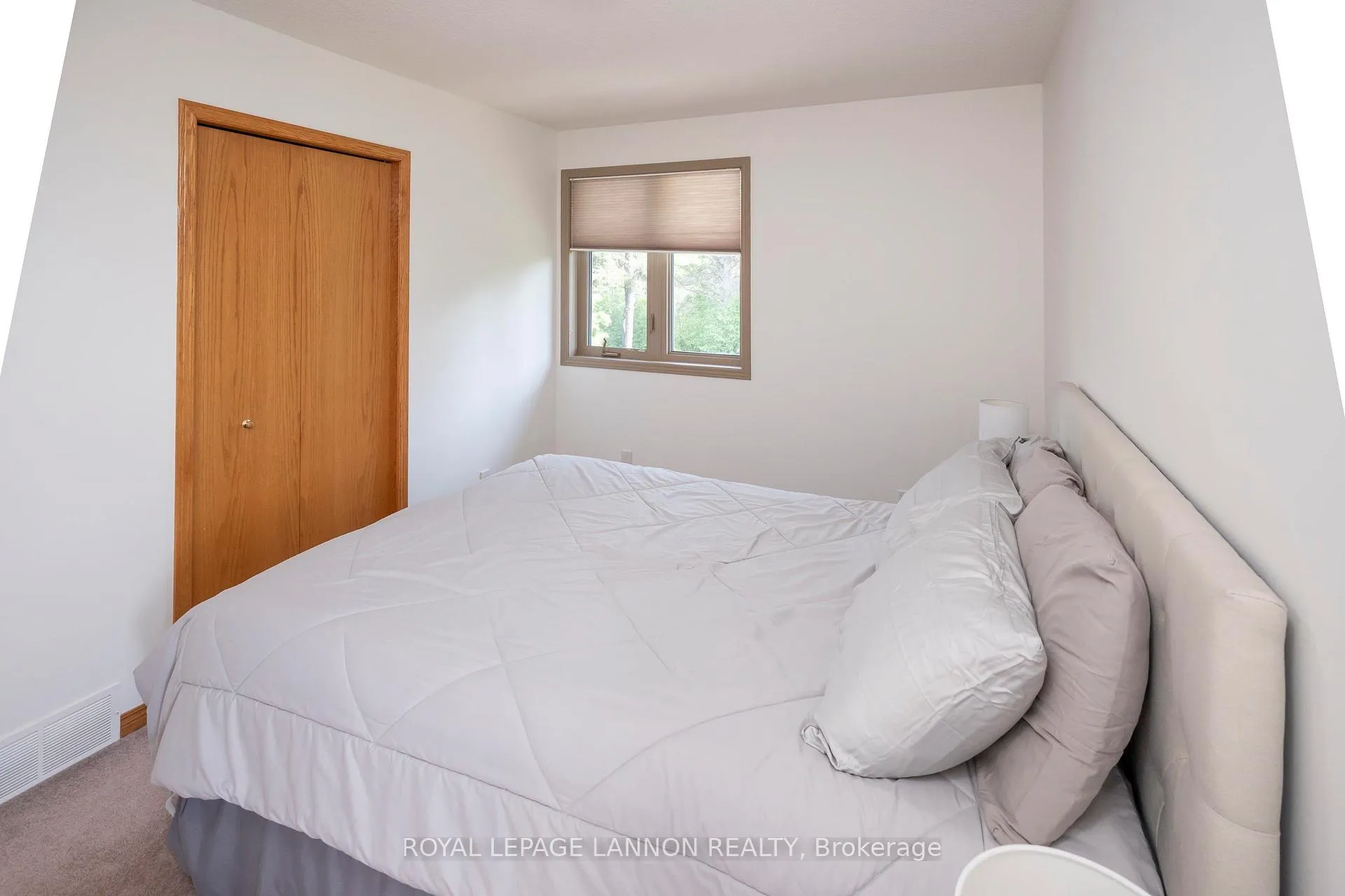Photo 36 of 2169 Lacewood Drive, Thunder Bay, Rosslyn Road — HOMEH