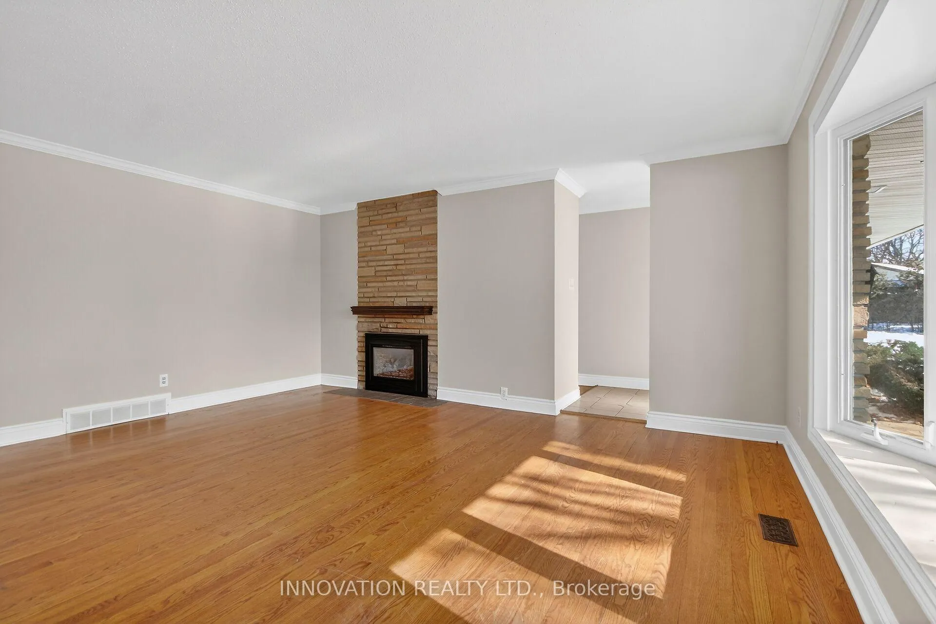 Photo 7 of 1951 Garfield Avenue, Ottawa, Braemar Park — HOMEH