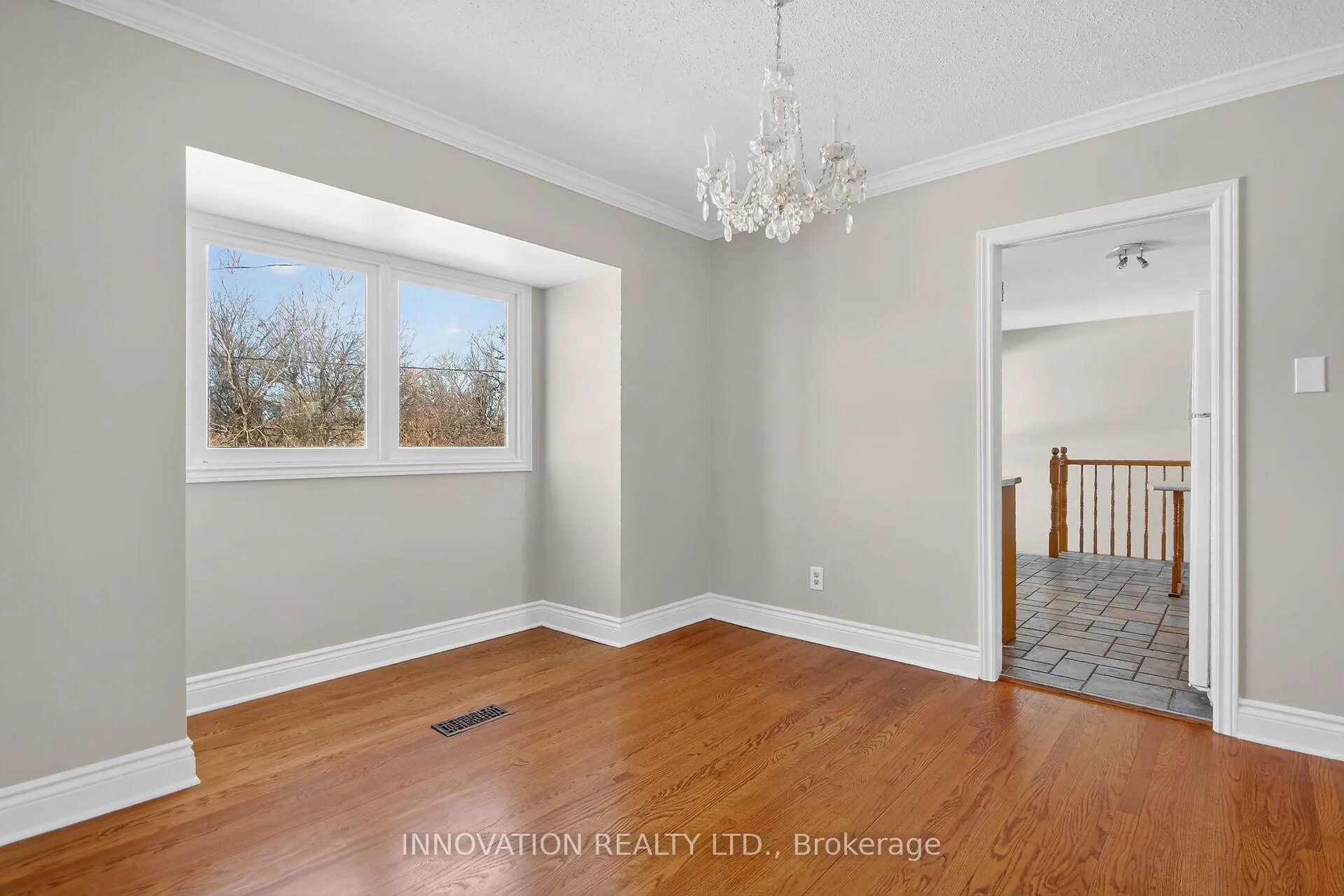 Photo 11 of 1951 Garfield Avenue, Ottawa, Braemar Park — HOMEH