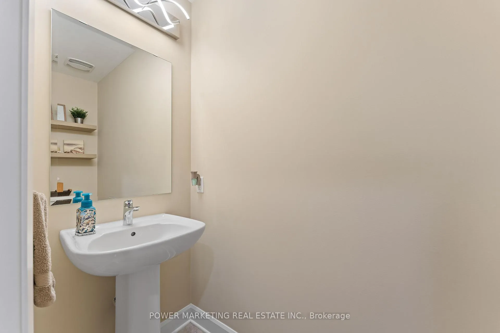 Photo 14 of 682 Jerome Jodoin Drive, Ottawa, Avalon West — HOMEH