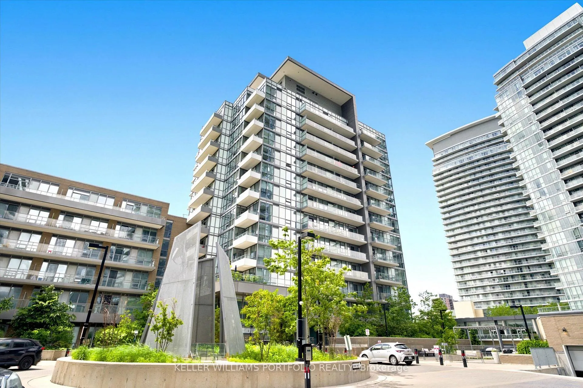 Front of Unit 626, 52 Forest Manor Road