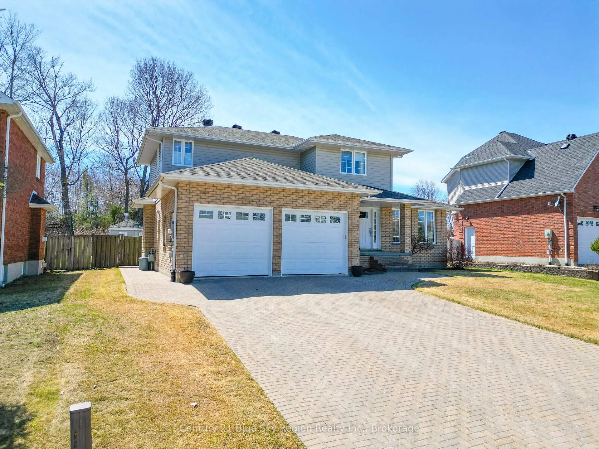 Photo 3 of 96 Janey Avenue, North Bay, Airport — HOMEH