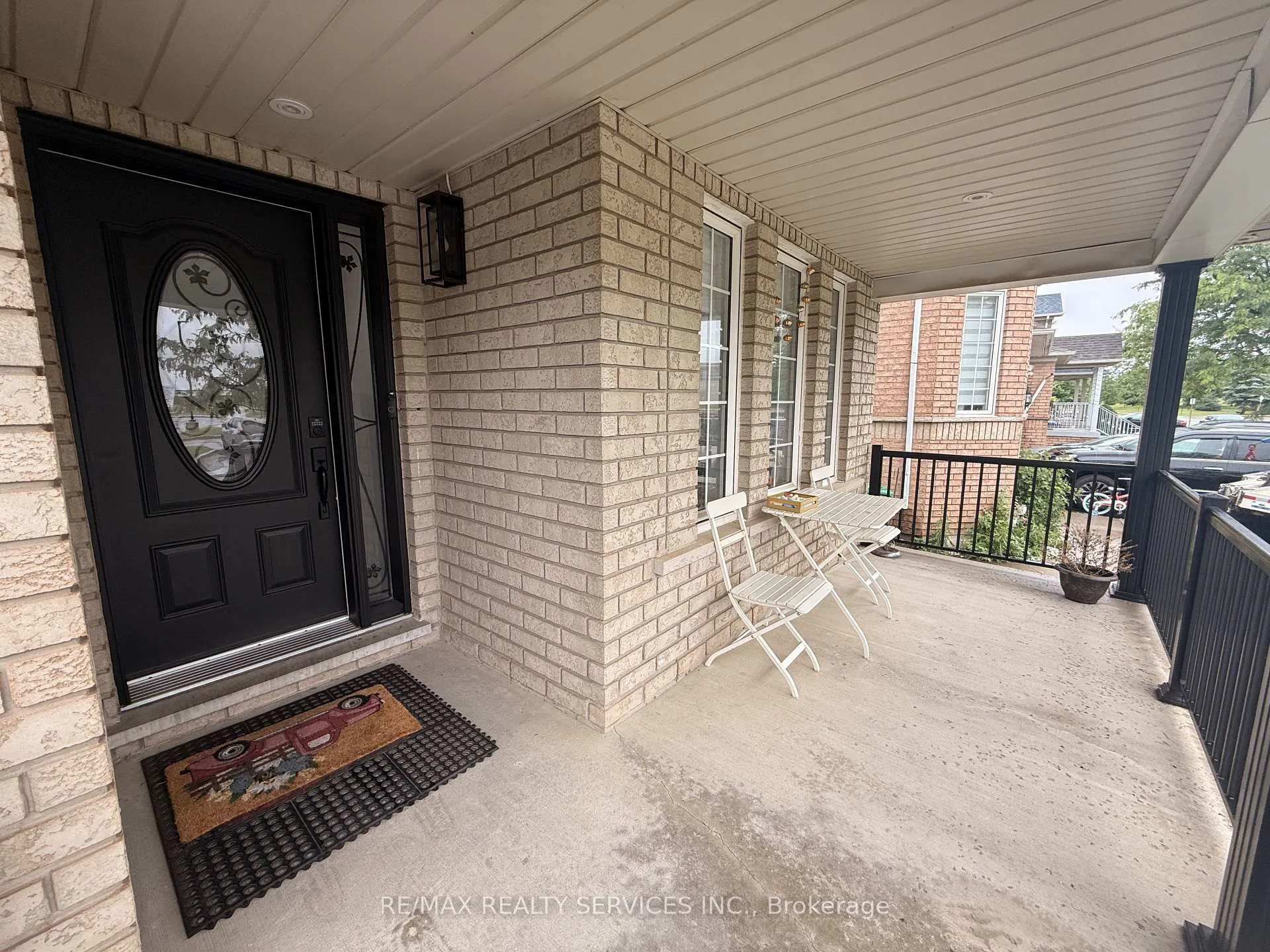 Photo 4 of 36 Burnt Elm Drive, Brampton, Northwest Sandalwood Parkway — HOMEH