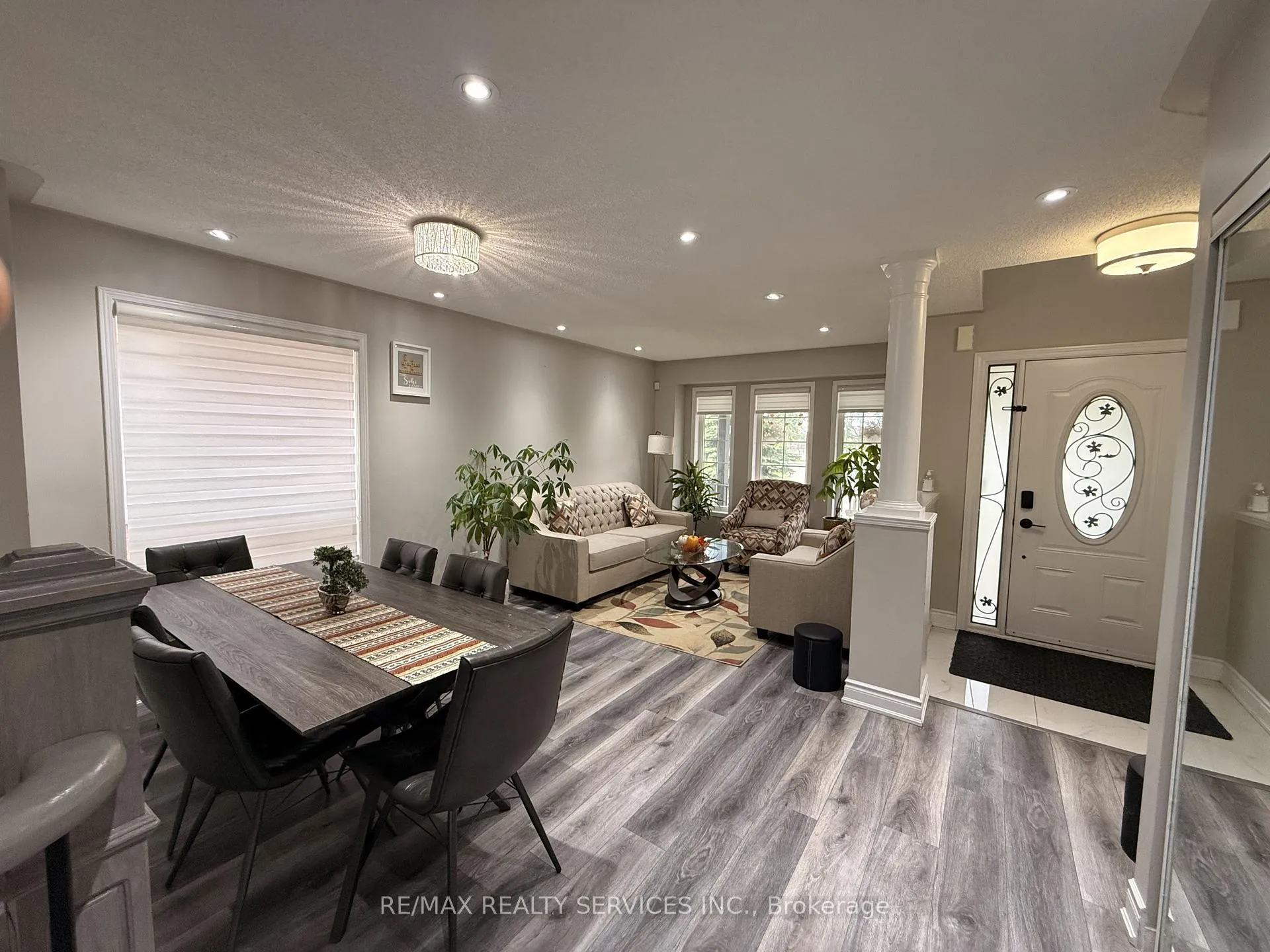 Photo 5 of 36 Burnt Elm Drive, Brampton, Northwest Sandalwood Parkway — HOMEH