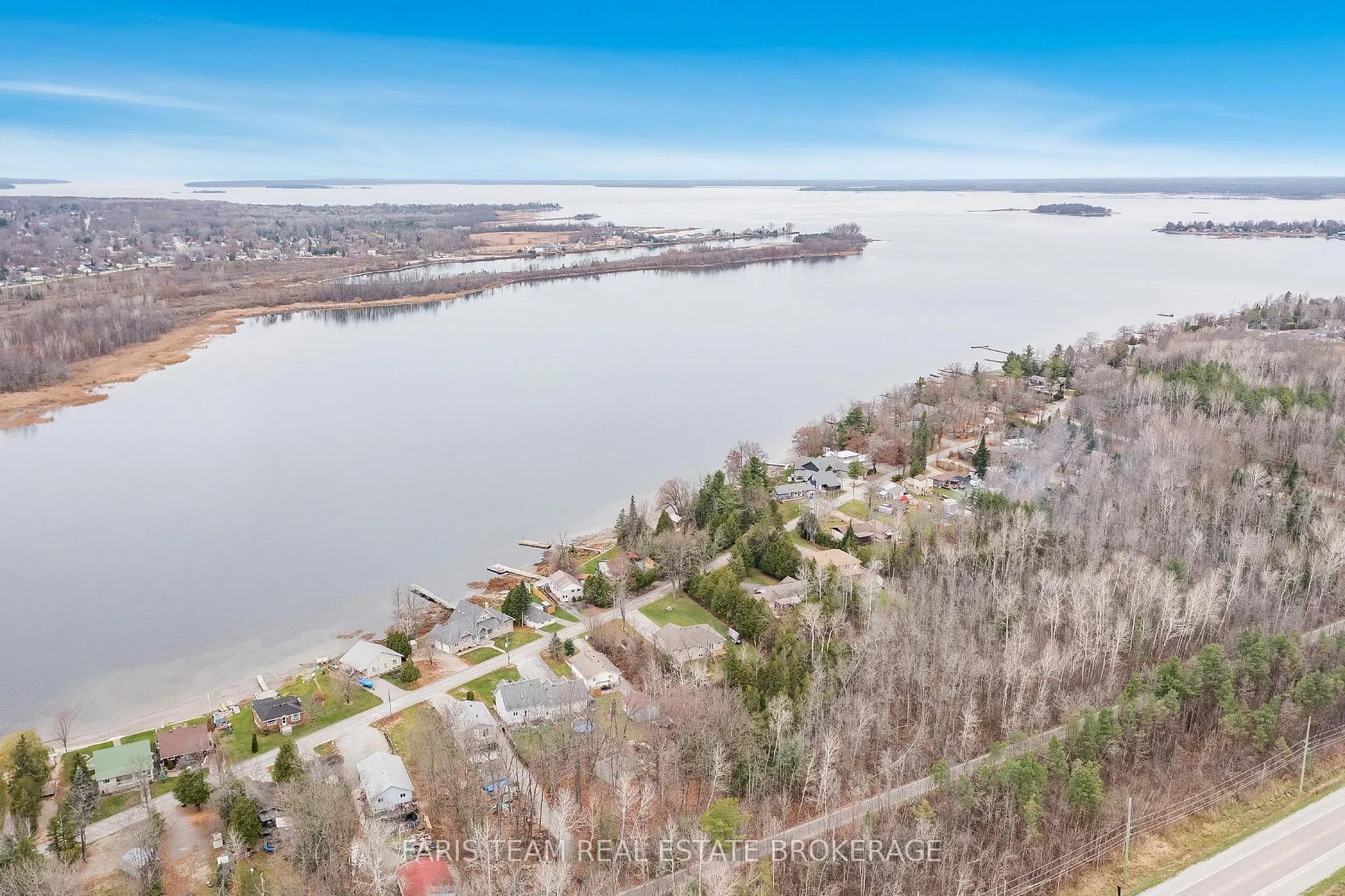 Photo 6 of 121 Mitchells Beach Road, Tay, Victoria Harbour — HOMEH