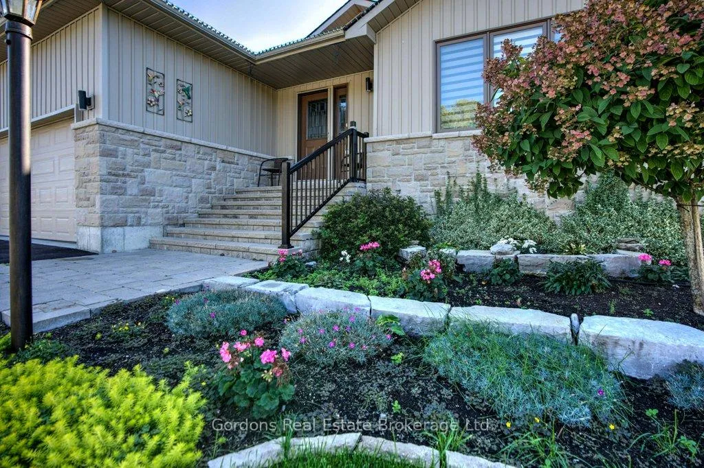 Photo 7 of 42 Conger Drive, Prince Edward County, Wellington Ward — HOMEH