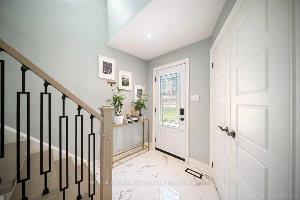 Photo 6 of 1114 Cedarcroft Crescent, Pickering, Liverpool — HOMEH