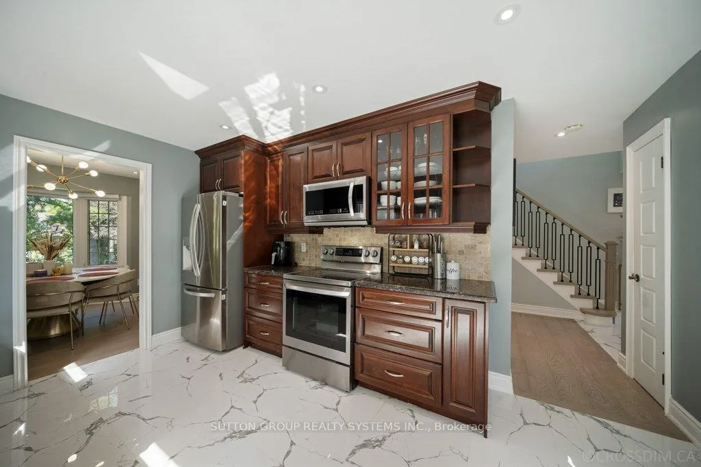 Photo 13 of 1114 Cedarcroft Crescent, Pickering, Liverpool — HOMEH