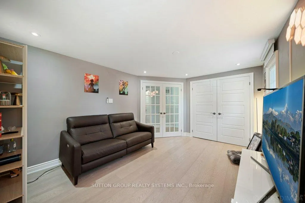 Photo 22 of 1114 Cedarcroft Crescent, Pickering, Liverpool — HOMEH