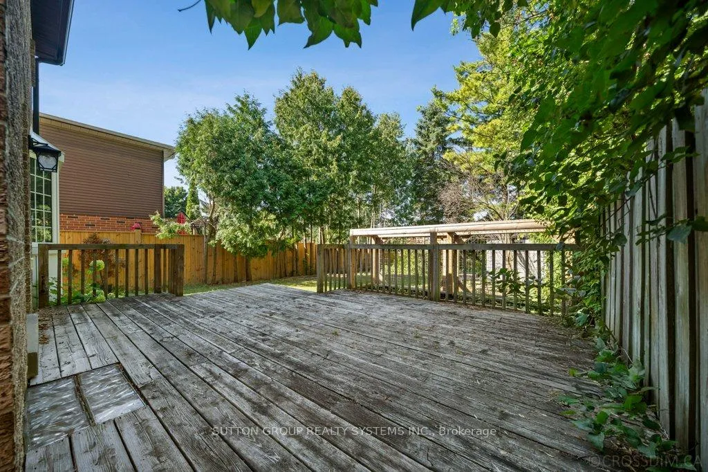Photo 39 of 1114 Cedarcroft Crescent, Pickering, Liverpool — HOMEH