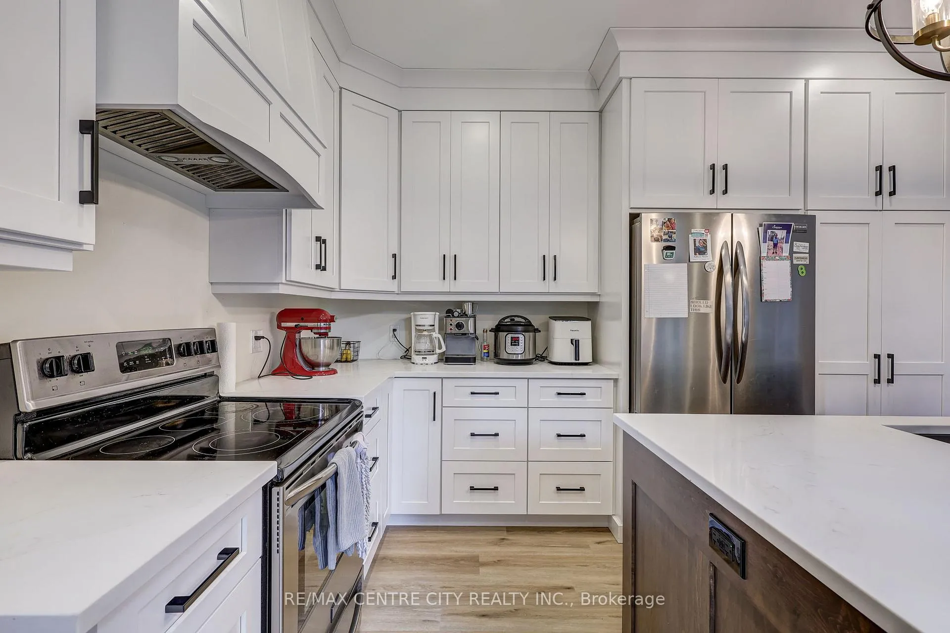 Photo 5 of 9 Delevan Crescent, Tillsonburg — HOMEH