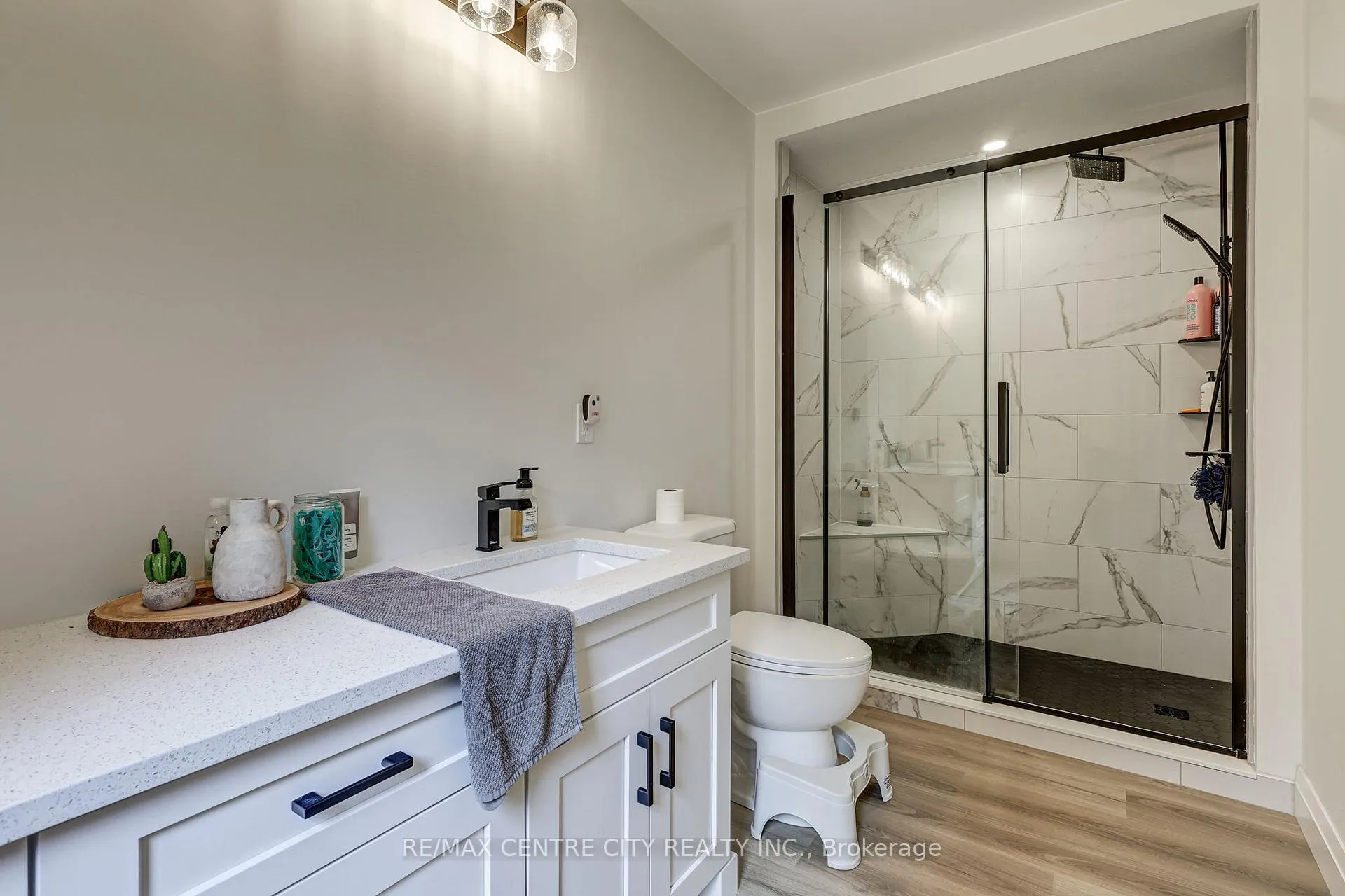 Photo 15 of 9 Delevan Crescent, Tillsonburg — HOMEH