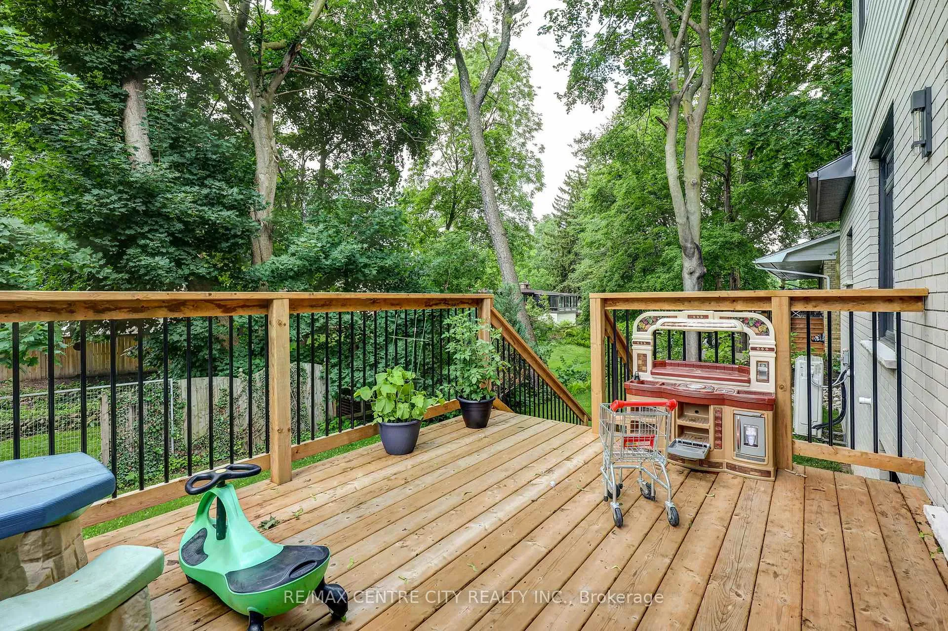 Photo 29 of 9 Delevan Crescent, Tillsonburg — HOMEH