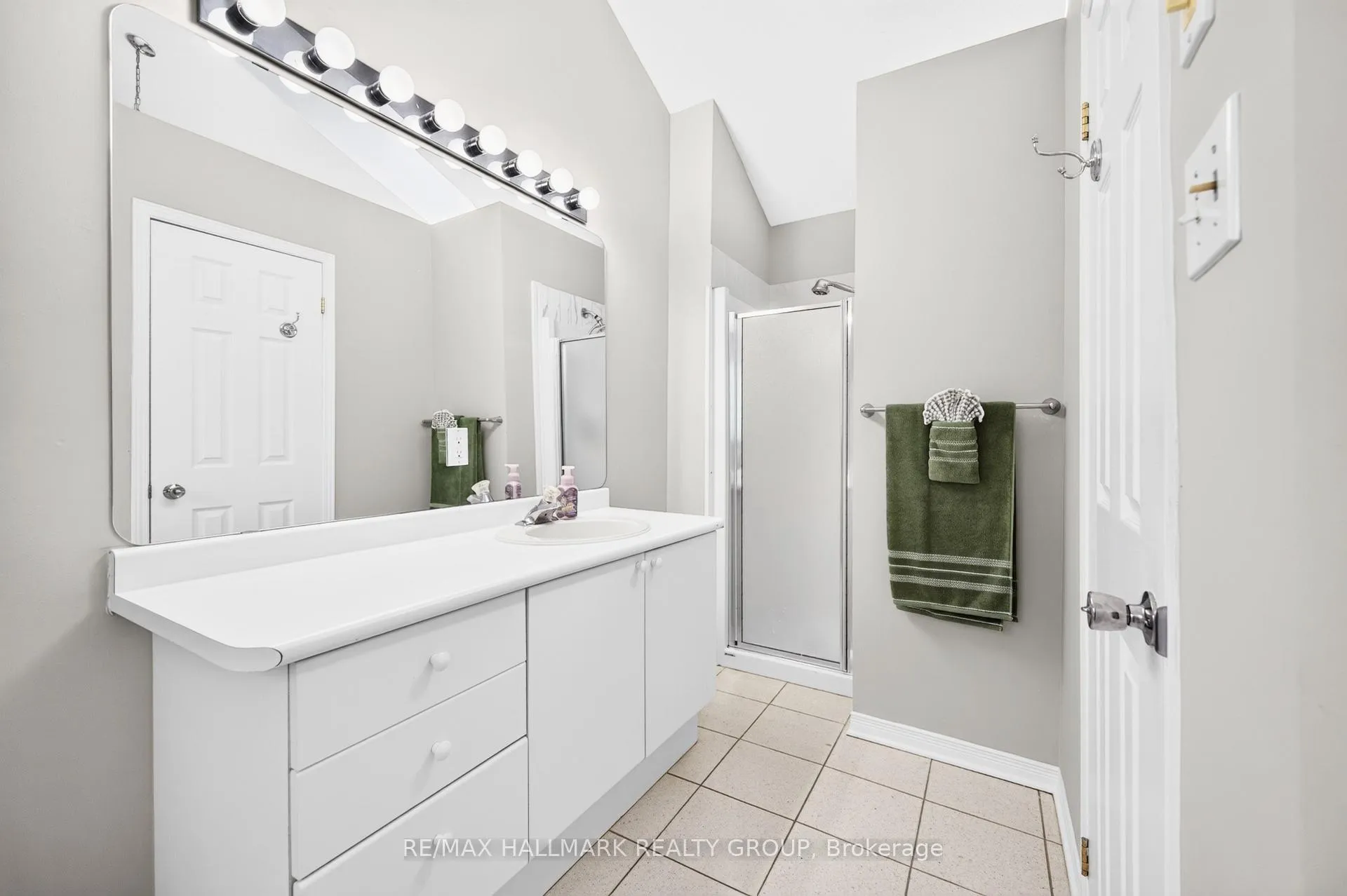 Photo 37 of Unit 2, 2949 Richmond Road, Ottawa, Britannia Heights — HOMEH