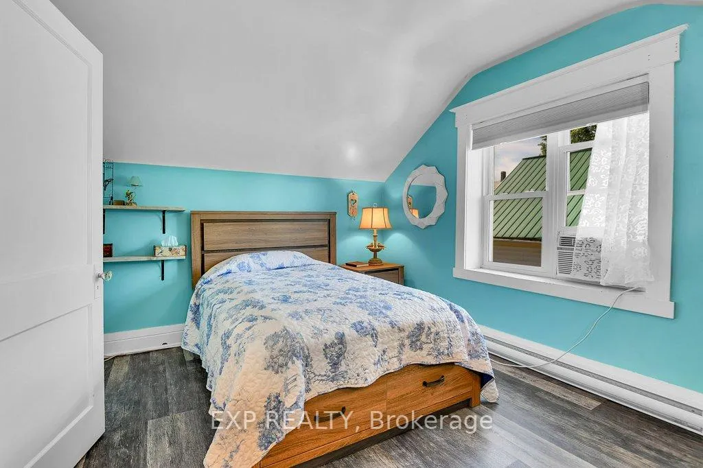 Photo 19 of 46 James Street E, Brockville, Brockville — HOMEH