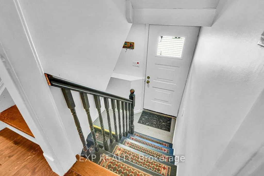Photo 23 of 46 James Street E, Brockville, Brockville — HOMEH