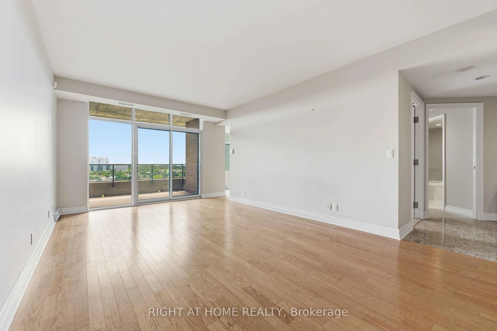 Photo 8 of Unit 1208, 3580 Rivergate Way, Ottawa, Quinterra — HOMEH
