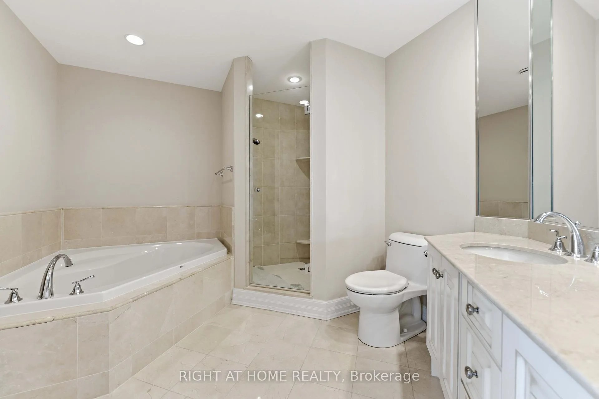Photo 24 of Unit 1208, 3580 Rivergate Way, Ottawa, Quinterra — HOMEH